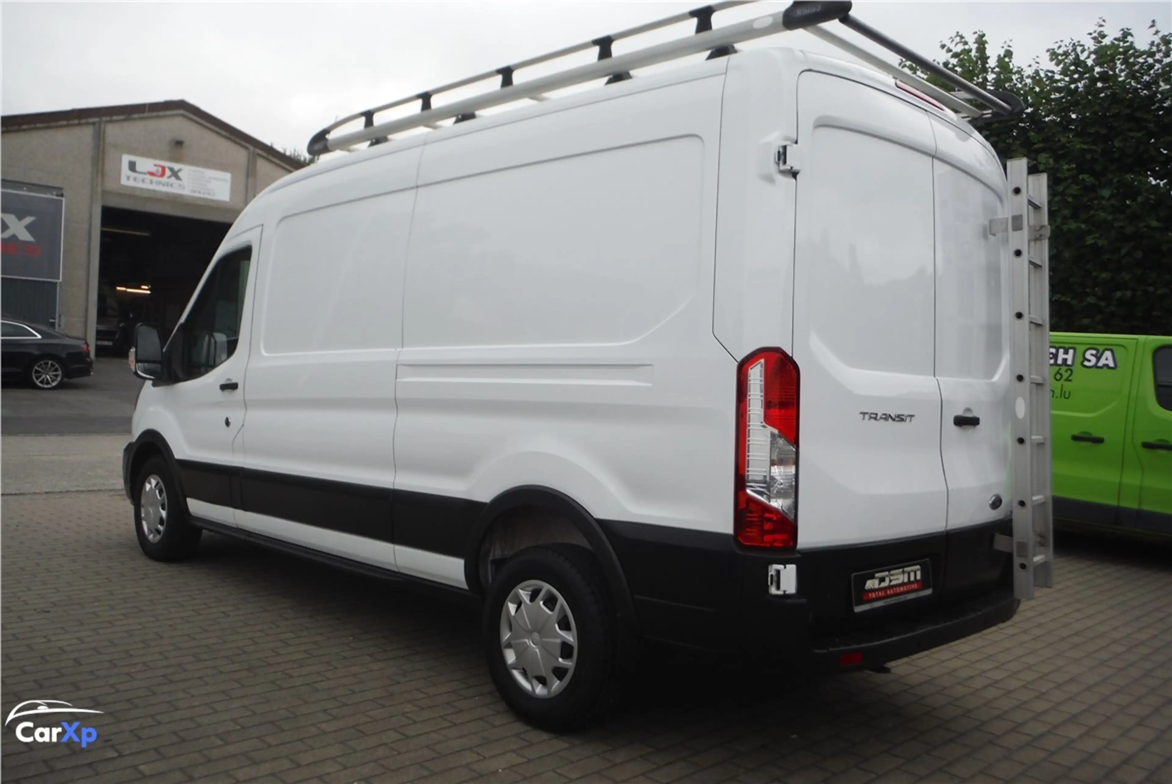 Ford Transit 2.0 TDCi — photo 5