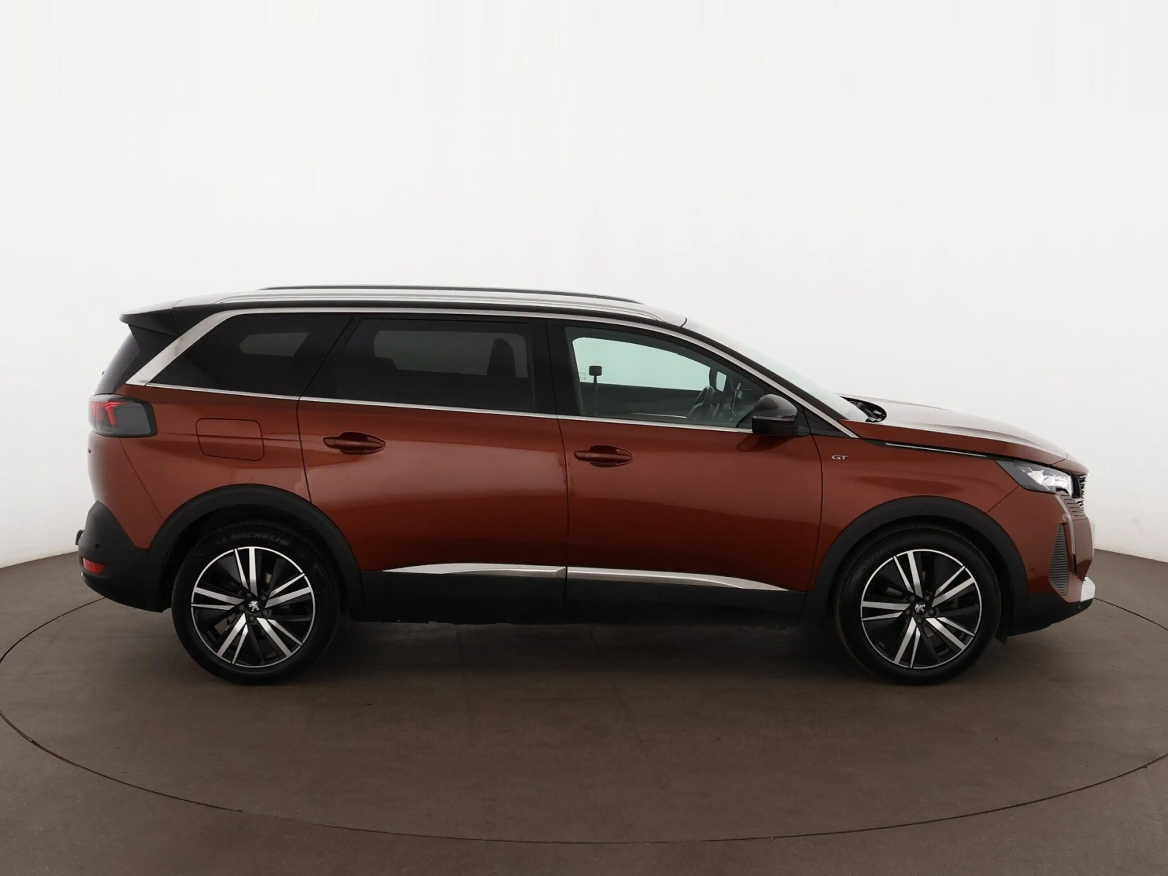Peugeot 5008 1.5 BlueHDi 130 GT Aut 7-SITZER LED AHK NAVI — photo 10