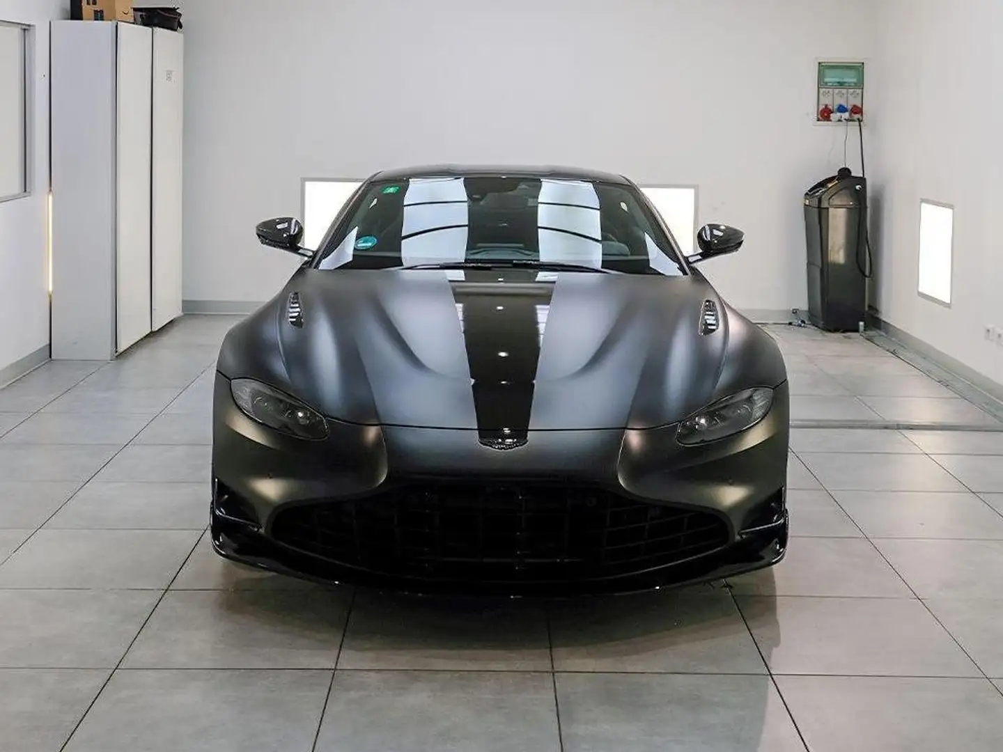 Aston Martin Vantage Vantage II Coupe Coupe 4.0 V8 F1 auto - 1