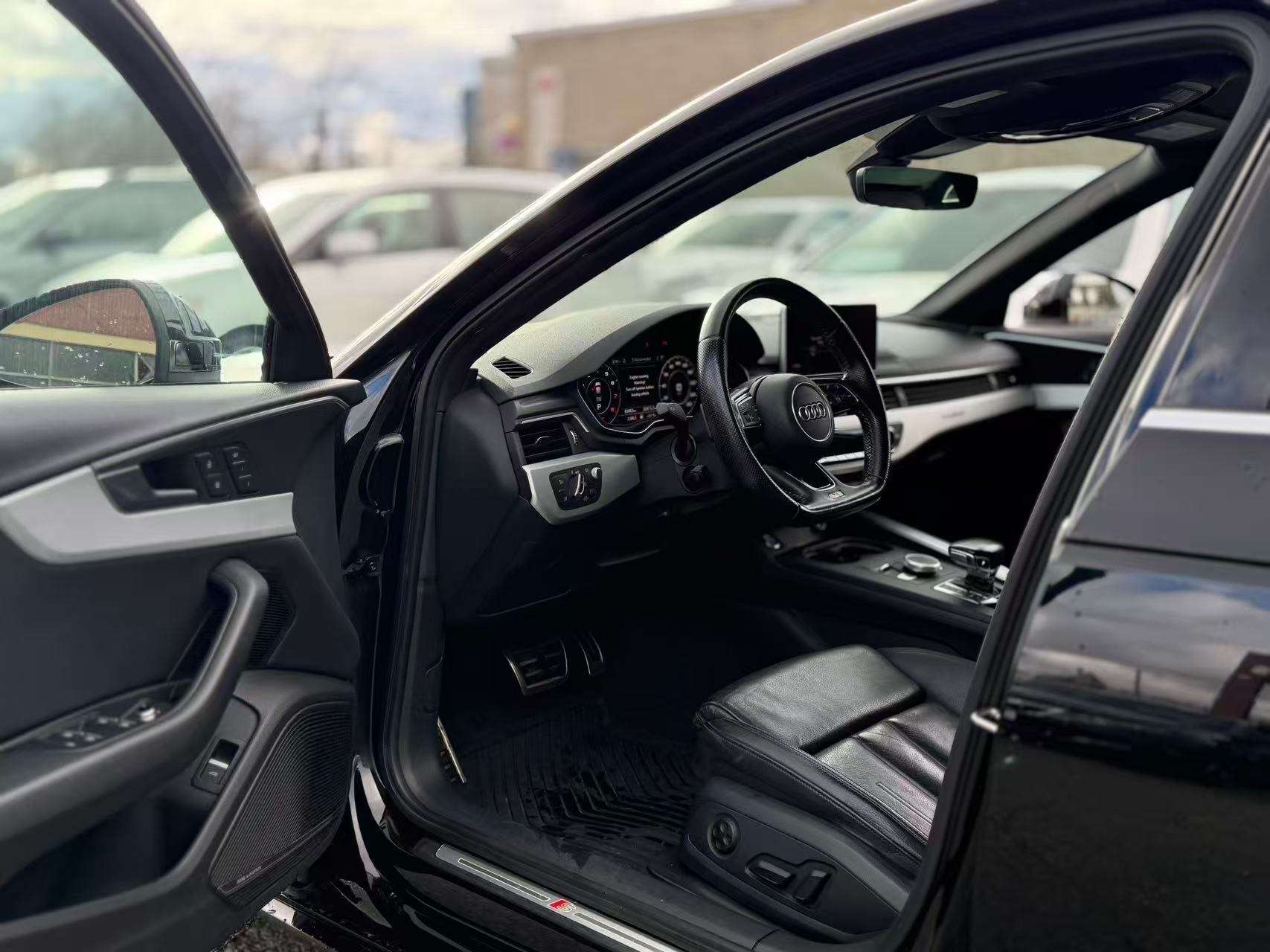 2017 Audi A4 quattro Technik s-line. LOCAL BC VEHICLE. FULL SER thumb 10