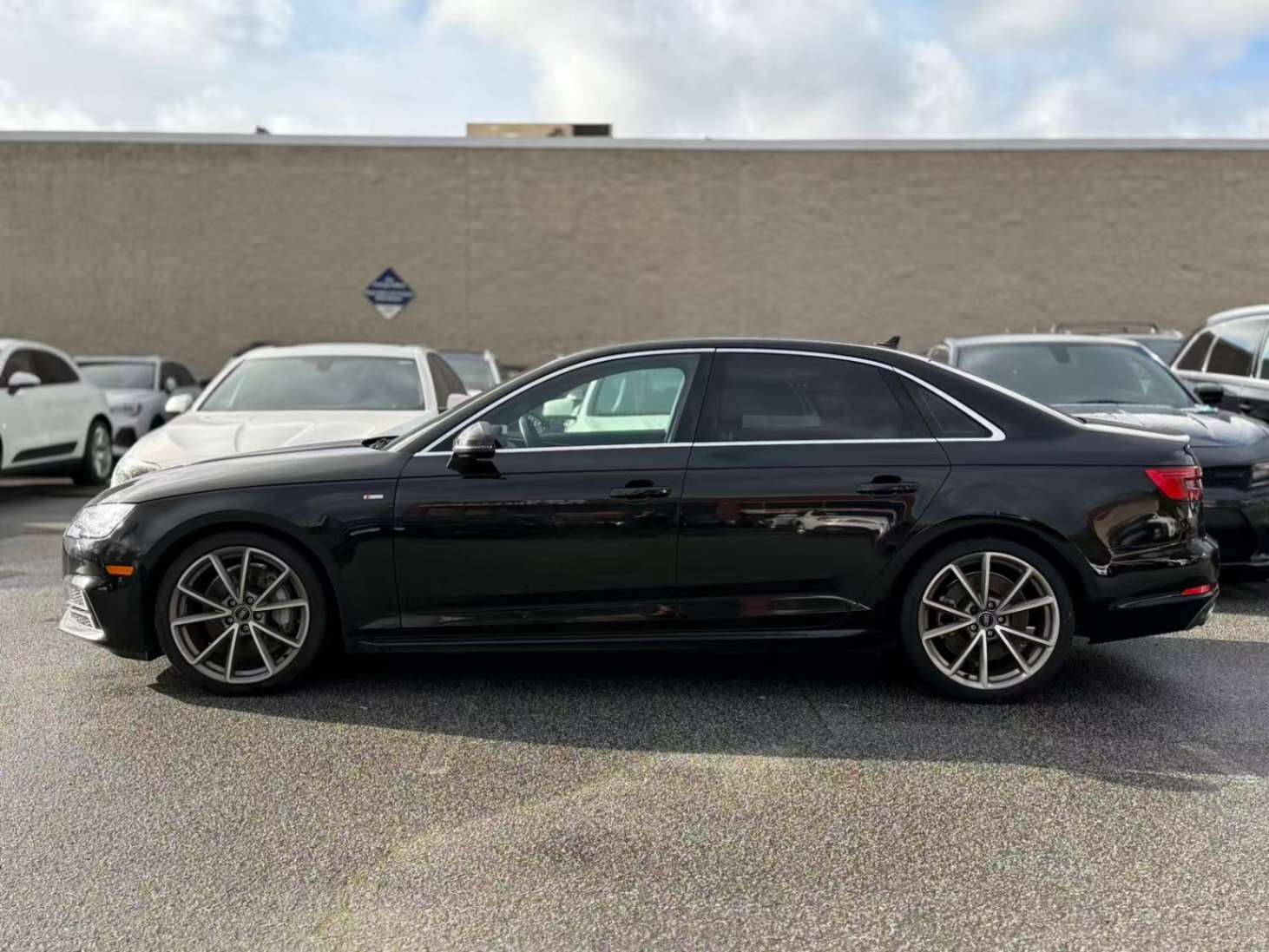 2017 Audi A4 quattro Technik s-line. LOCAL BC VEHICLE. FULL SER thumb 8