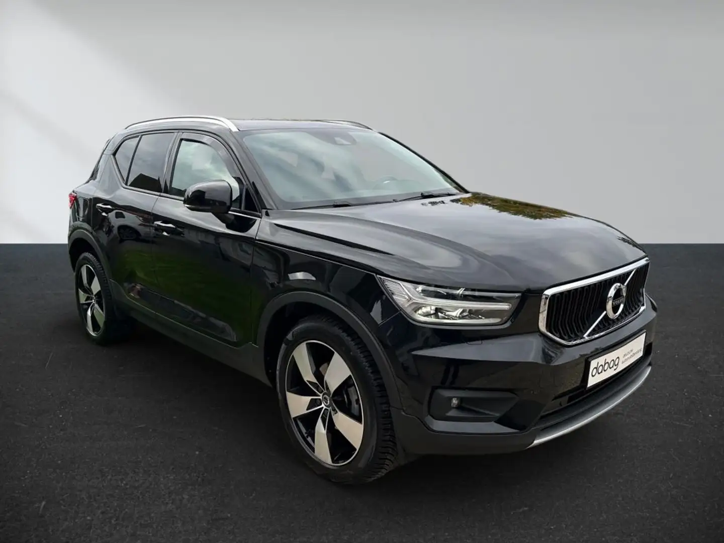 Volvo XC40 T3 Geartronic Momentum Pro SHZ LHZ KLIMA Schwarz - 2