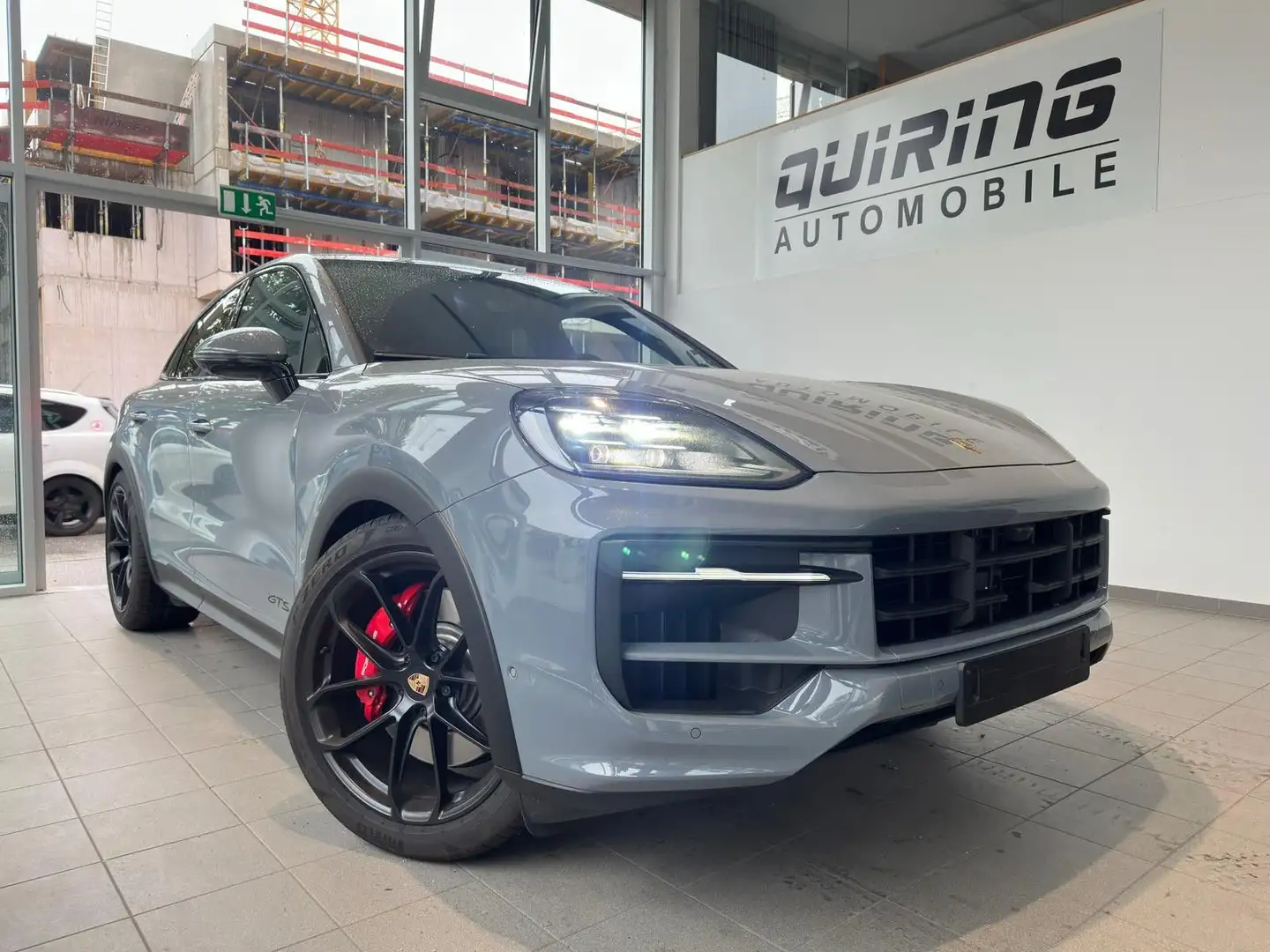 Porsche Cayenne Coupe GTS/gr-sw/Sport/ACC/18W/22 Grau - 1
