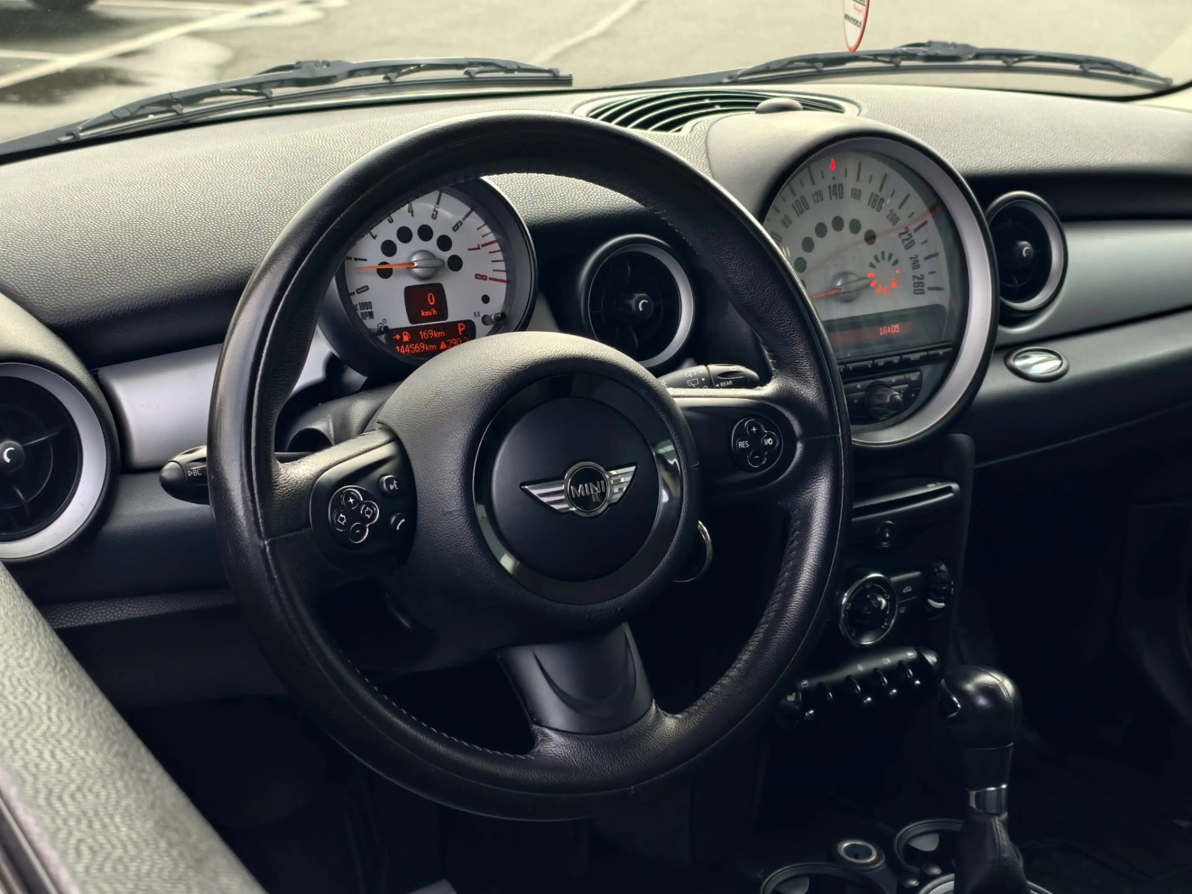 MINI Cooper Clubman Mini 1.6 Pepper // AUTOMAAT / AIRCO / — photo 14