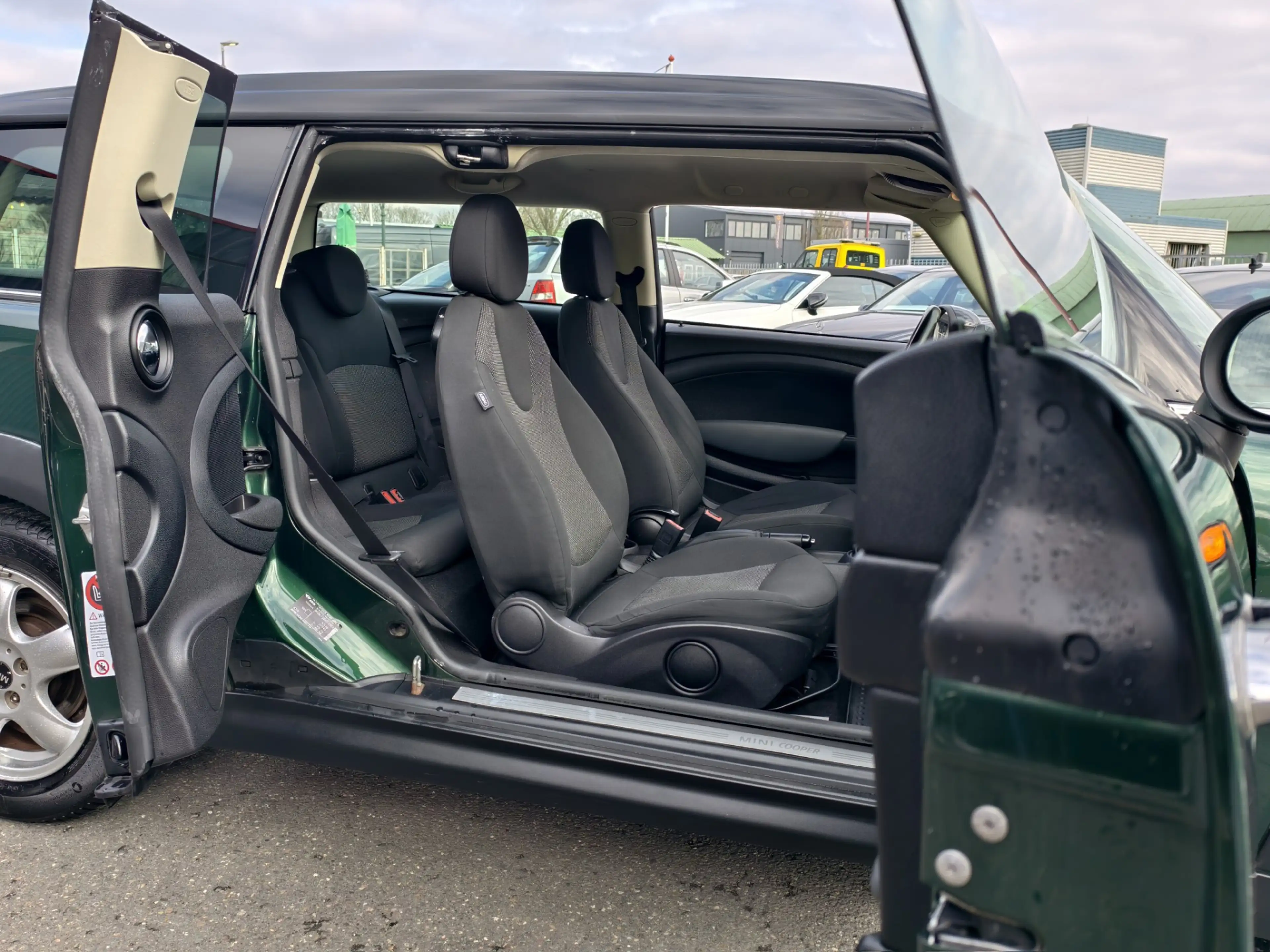 MINI Cooper Clubman Mini 1.6 Pepper // AUTOMAAT / AIRCO / — photo 11
