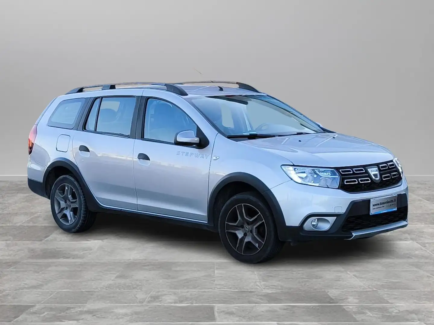 Dacia Logan MCV Stepway 1.5 dci s&s 90cv Zilver - 2