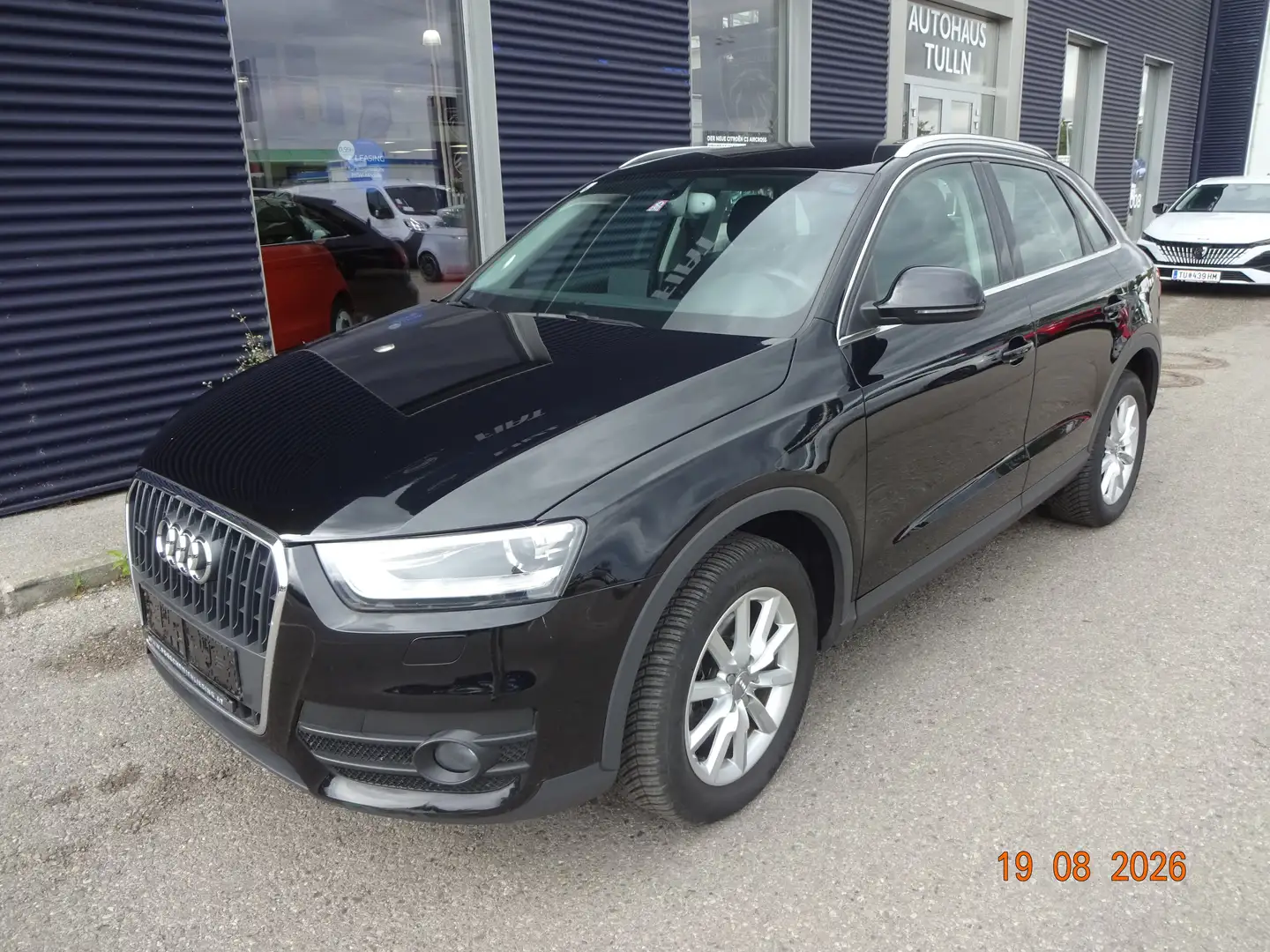 Audi Q3 Q3 2,0 TDI quattro  Daylight S-tronic Daylight Schwarz - 2