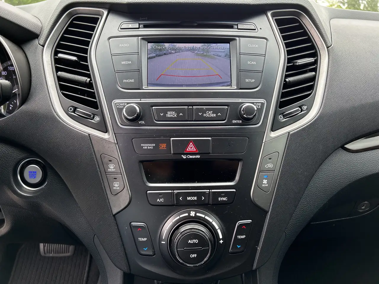 Hyundai SANTA FE снимка Hyundai SANTA FE