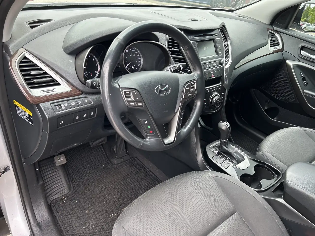 Hyundai SANTA FE снимка Hyundai SANTA FE