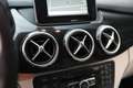 Mercedes-Benz B 180 ✅ WEGK.TREKHAAK ✅ NAVI ✅ 4 SEIZOEN BANDEN ✅ CRUISE Grijs - thumbnail 26