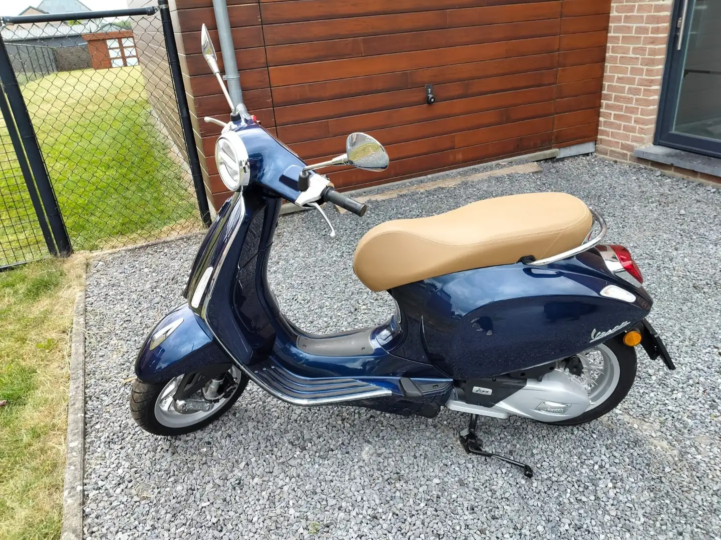 Vespa Primavera 125 Blu/Azzurro - 1
