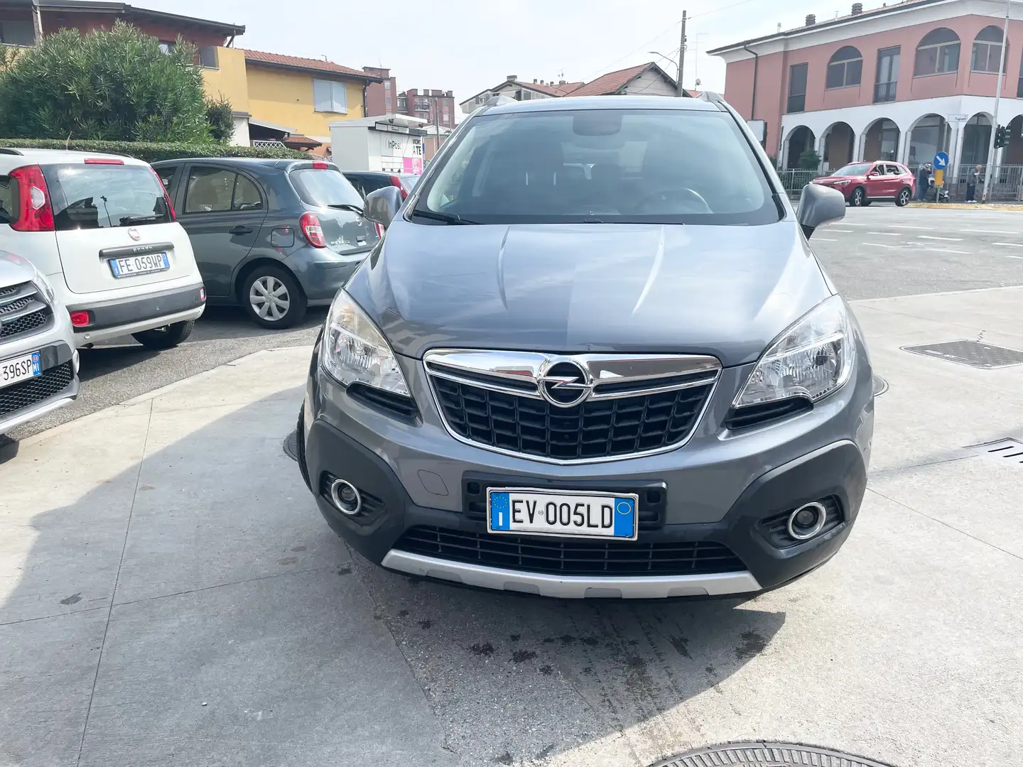 Opel Mokka 1.4 turbo GPL 4x2 *POCHI KM / OK NEOPATENTATI* Grau - 2