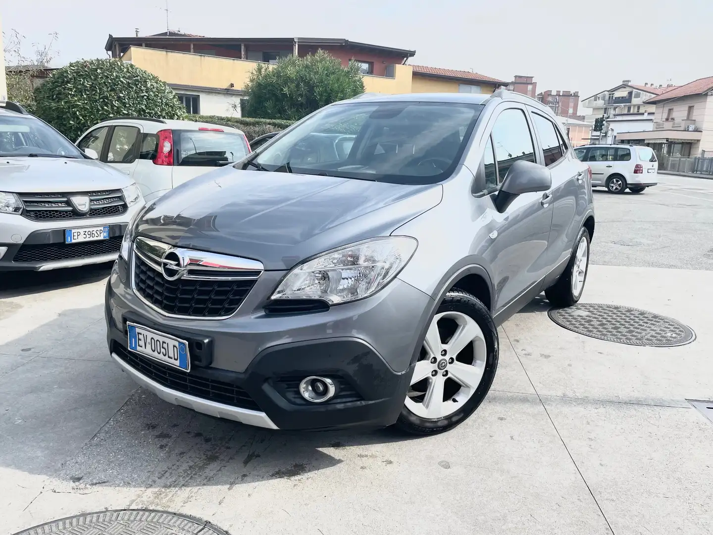 Opel Mokka 1.4 turbo GPL 4x2 *POCHI KM / OK NEOPATENTATI* Grau - 1