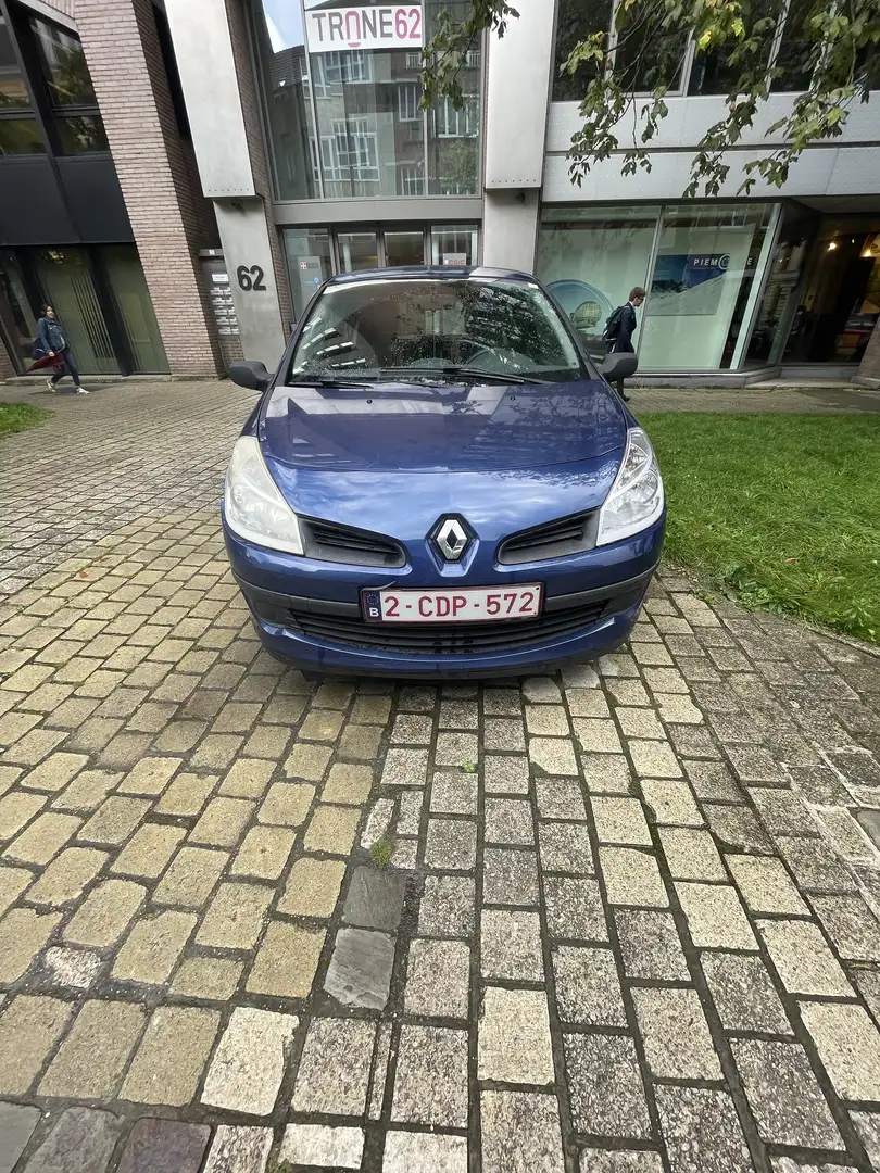 Renault Clio - 2