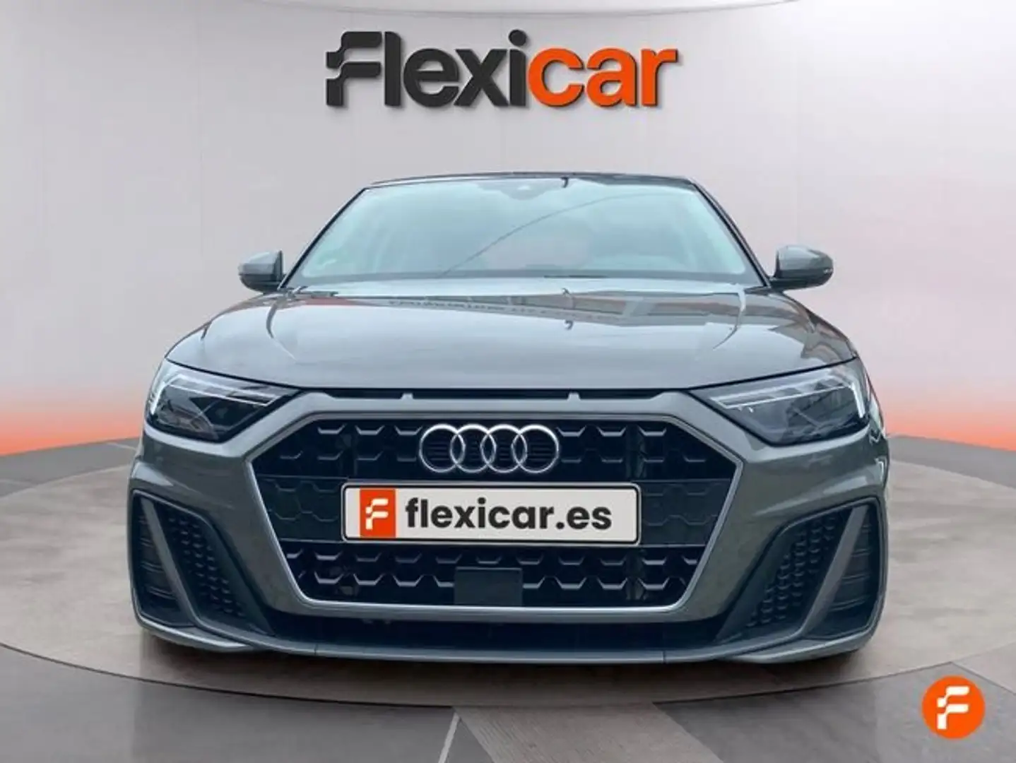 Audi A1 Sportback 35 TFSI S line S tronic Gris - 2