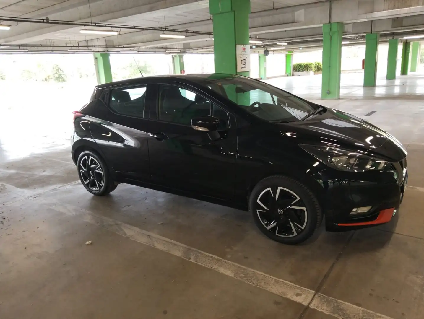 Nissan Micra Micra 1.0 ig-t Acenta 92cv benzina Nero - 1