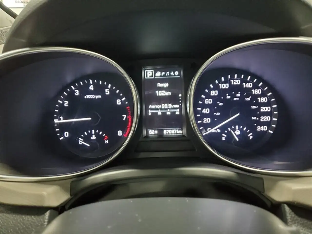 Hyundai SANTA FE снимка Hyundai SANTA FE