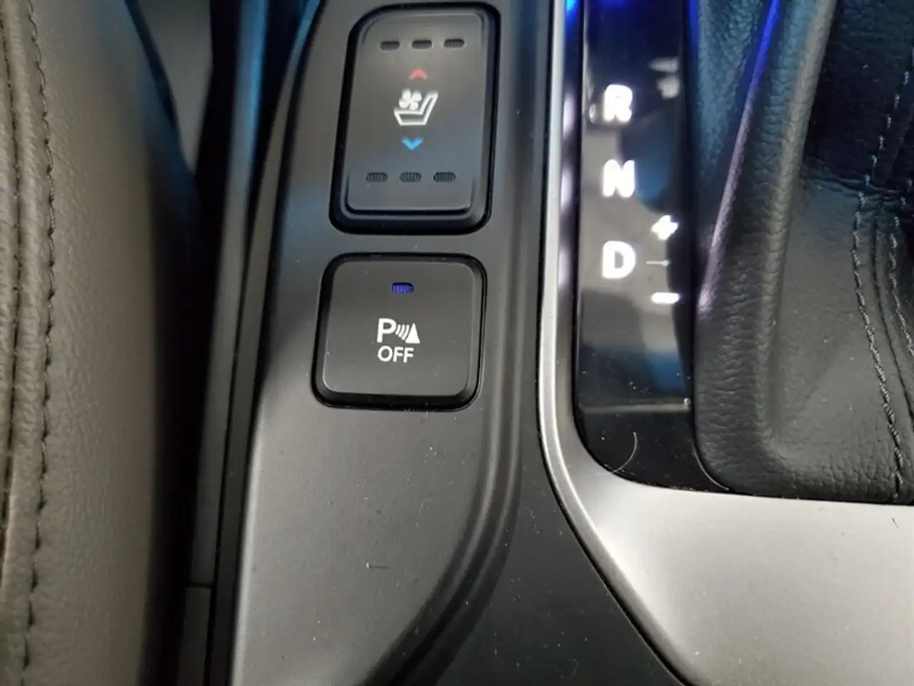 Hyundai SANTA FE снимка Hyundai SANTA FE