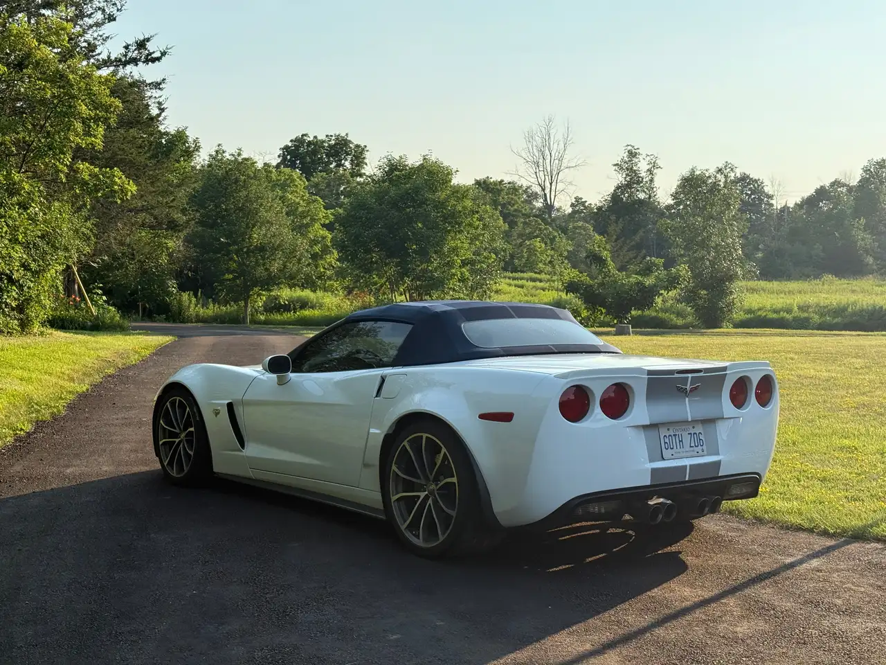 Chevrolet Corvette photo Chevrolet Corvette
