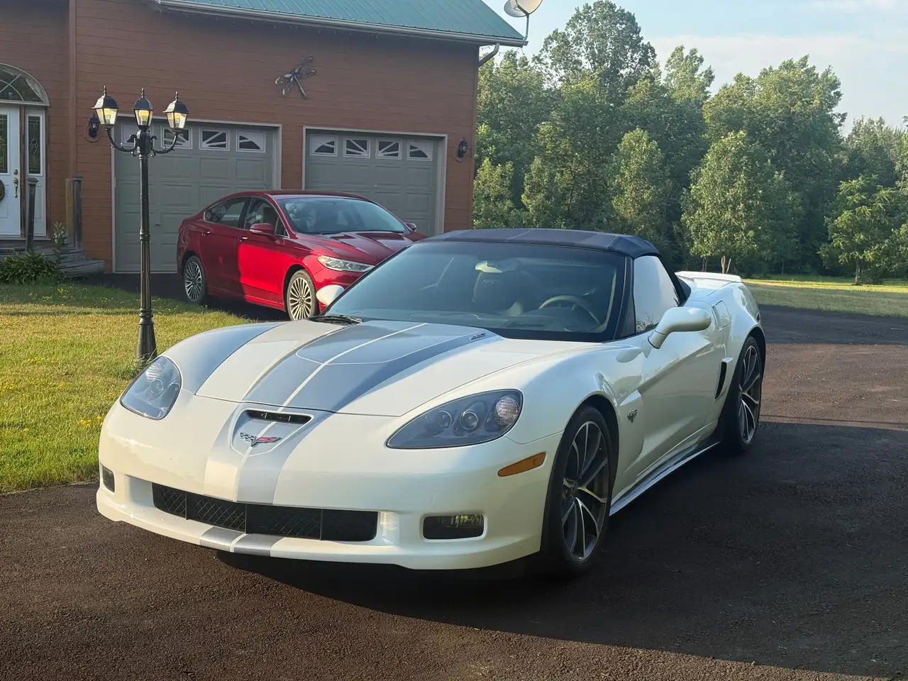 Chevrolet Corvette photo Chevrolet Corvette