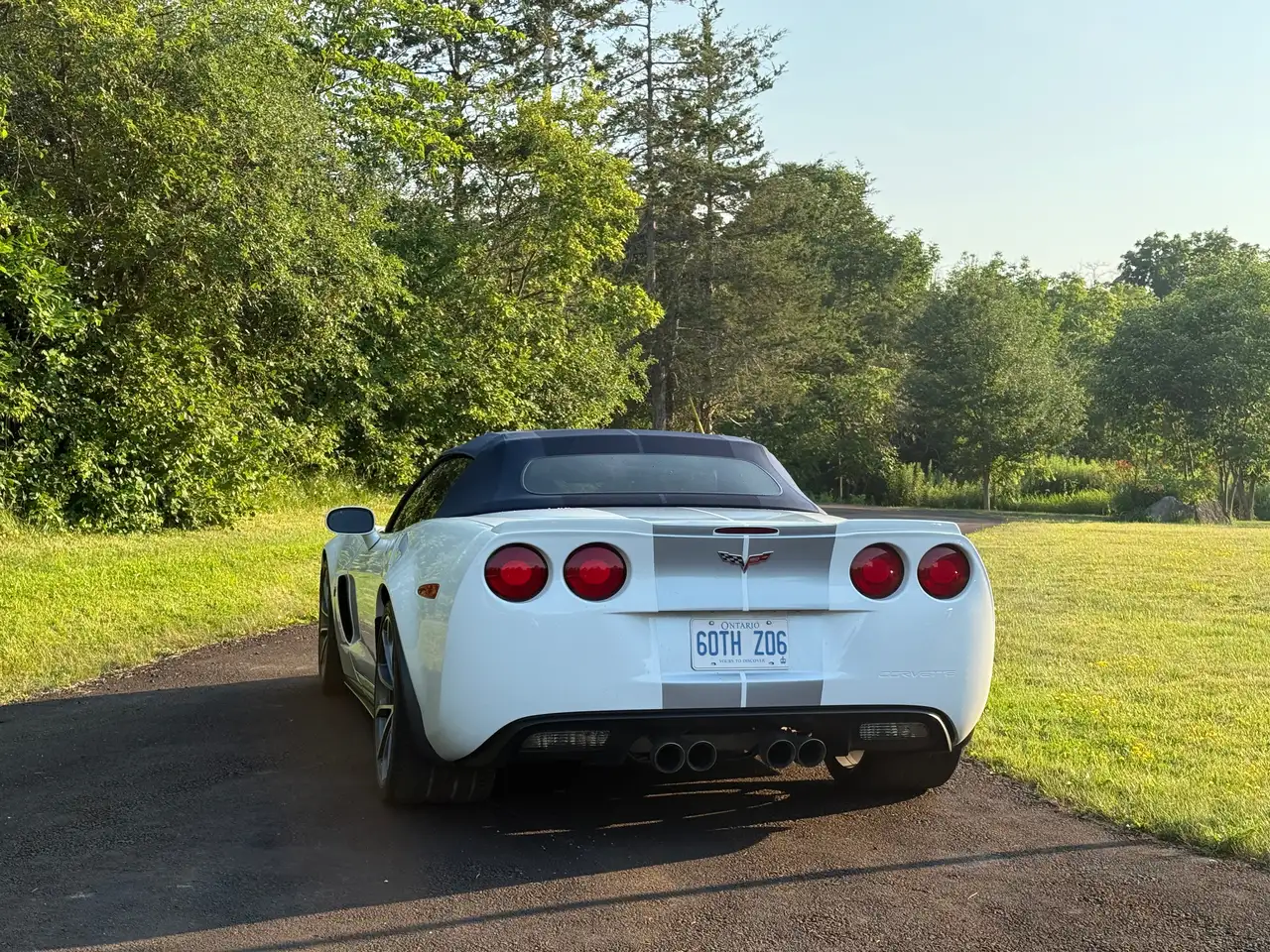 Chevrolet Corvette photo Chevrolet Corvette