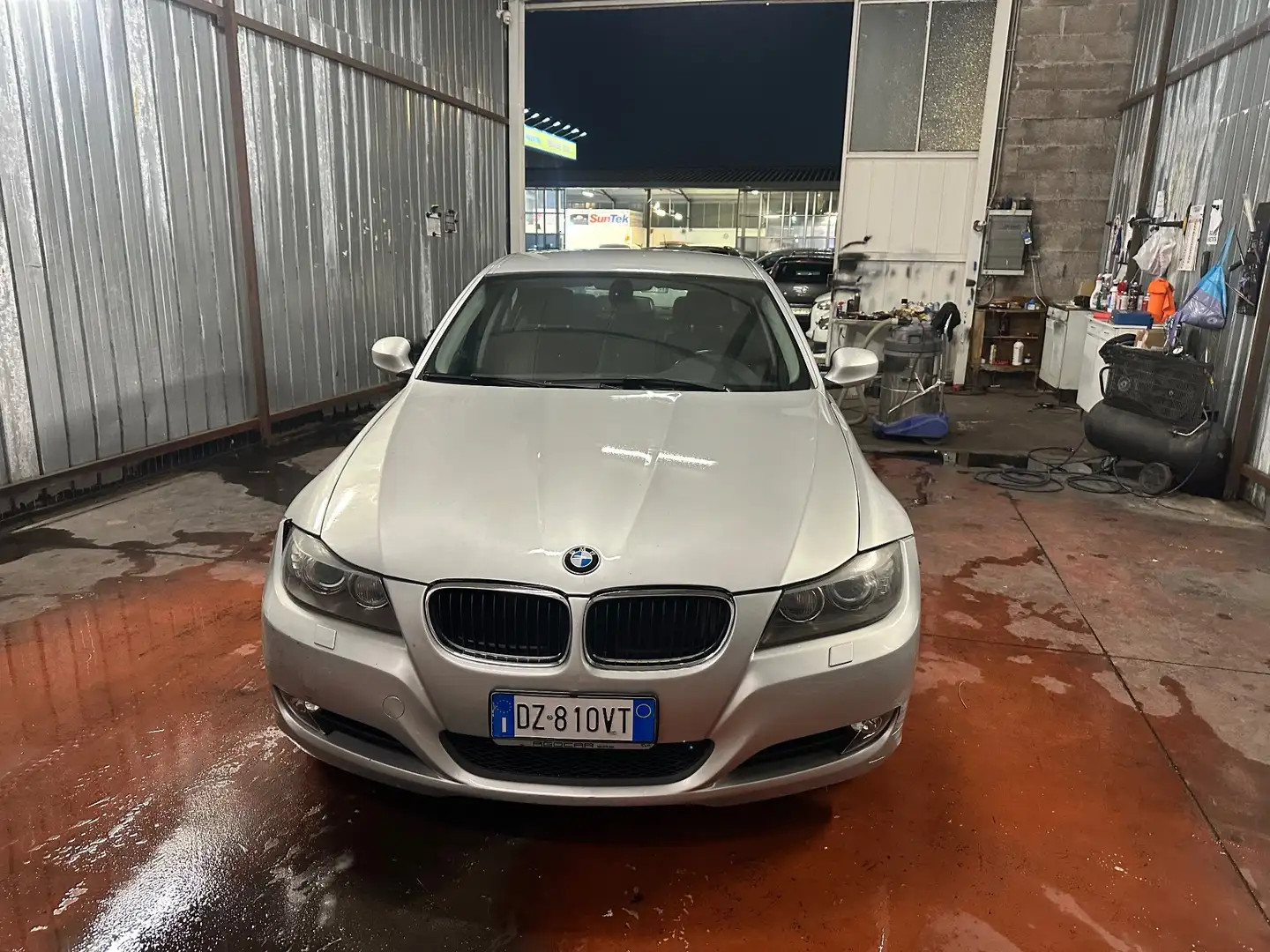 BMW 320 320d cat Attiva Grigio - 2