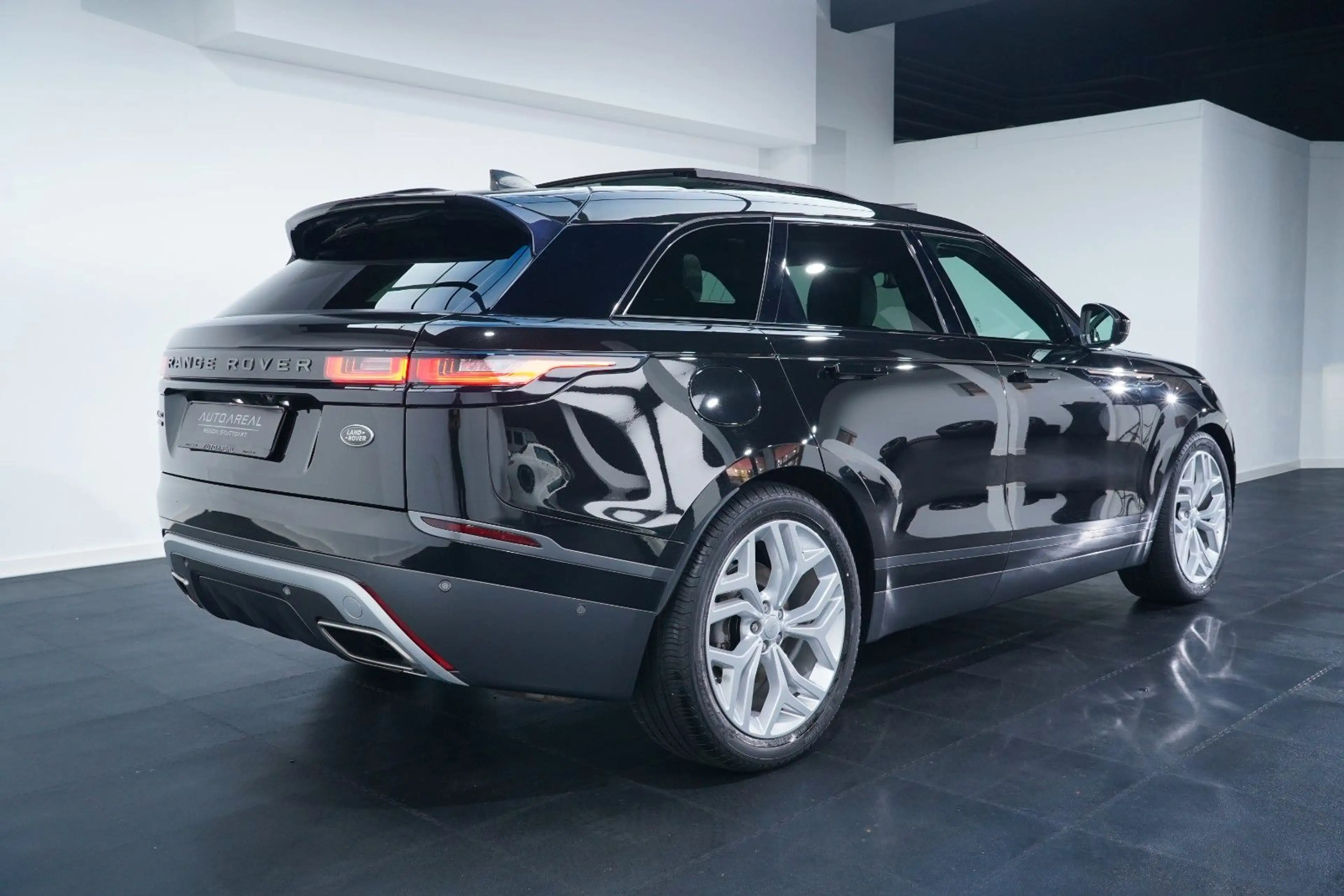 Land Rover Range Rover Velar R-Dynamic SE ACC/360/PANO/MERI — photo 3