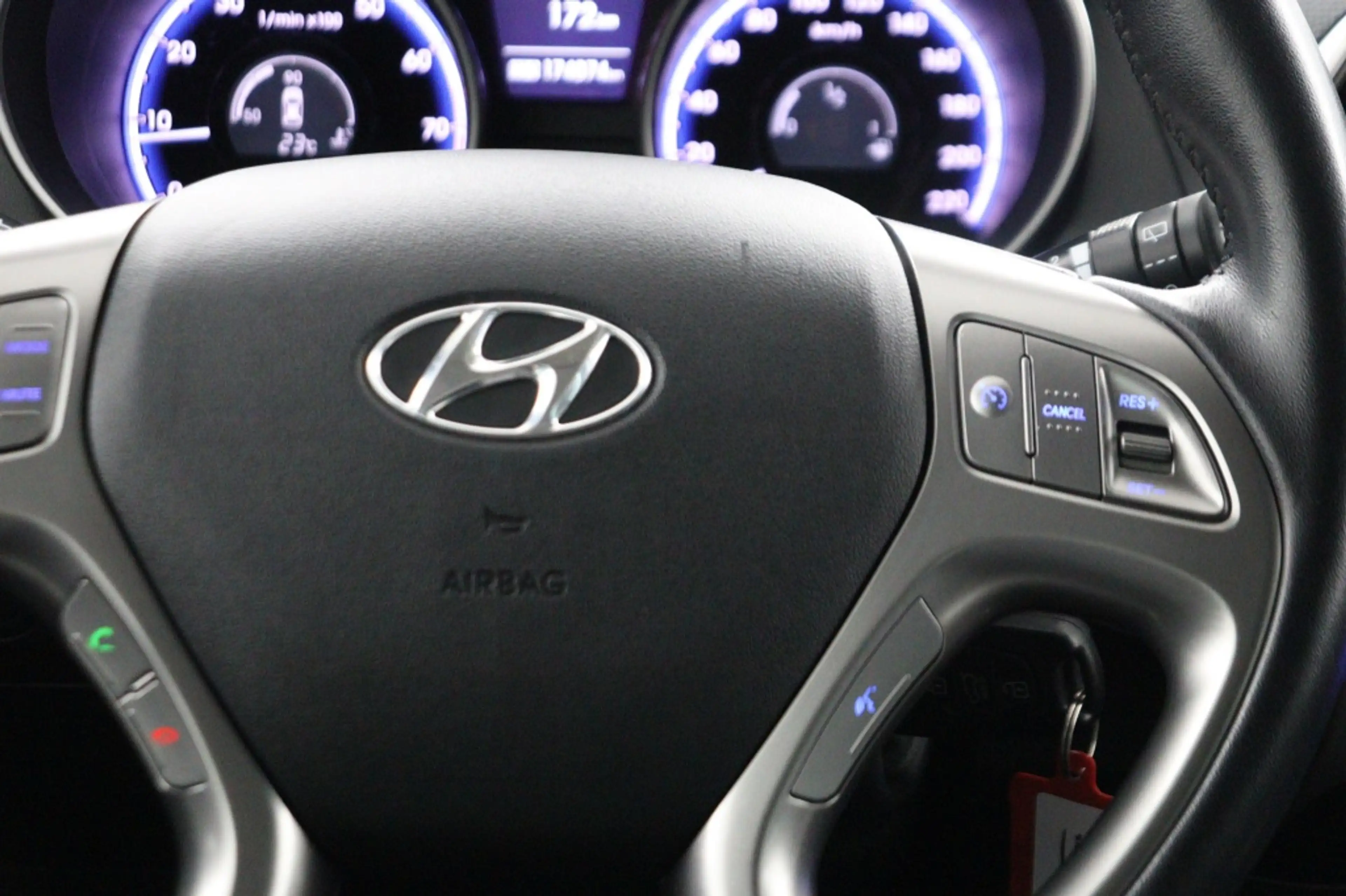 Hyundai iX35 2.0i Style — photo 22