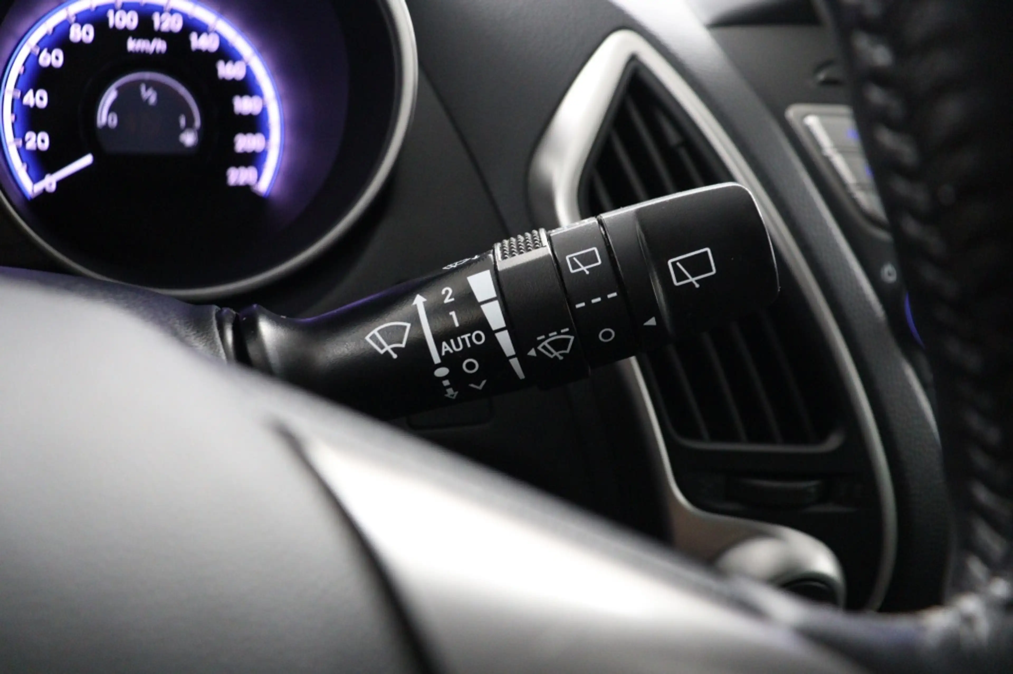 Hyundai iX35 2.0i Style — photo 23