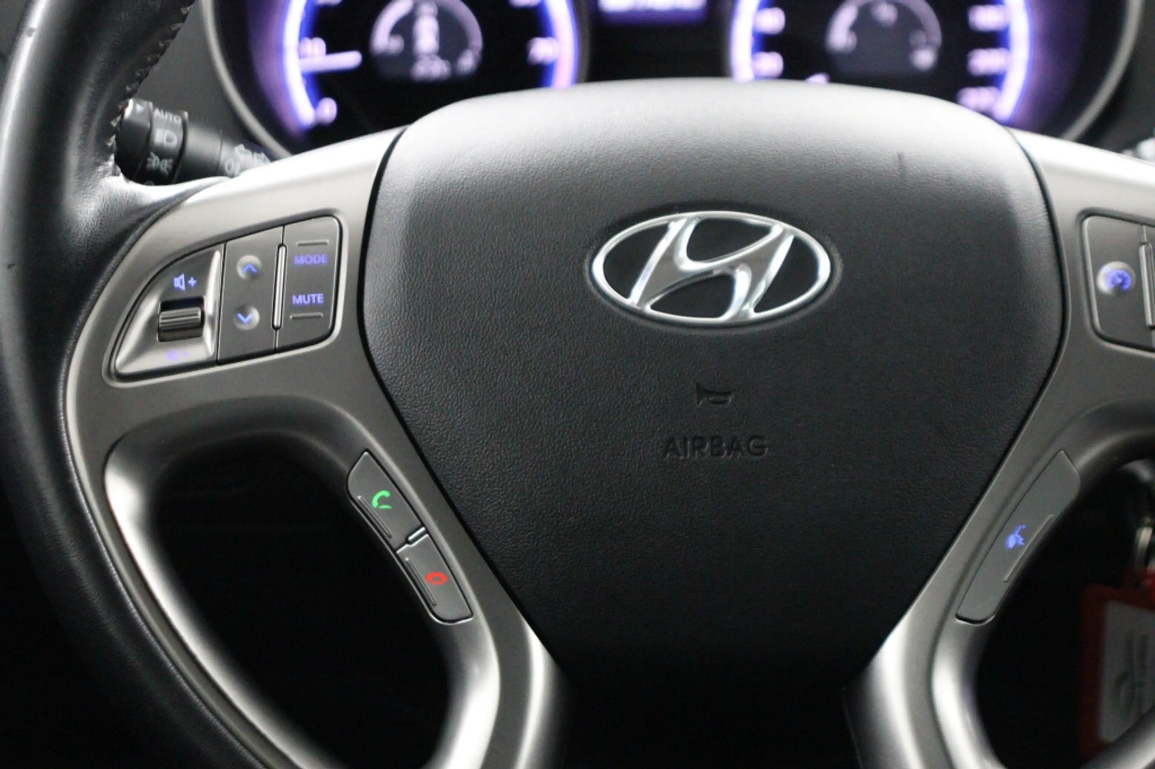 Hyundai iX35 2.0i Style — photo 20