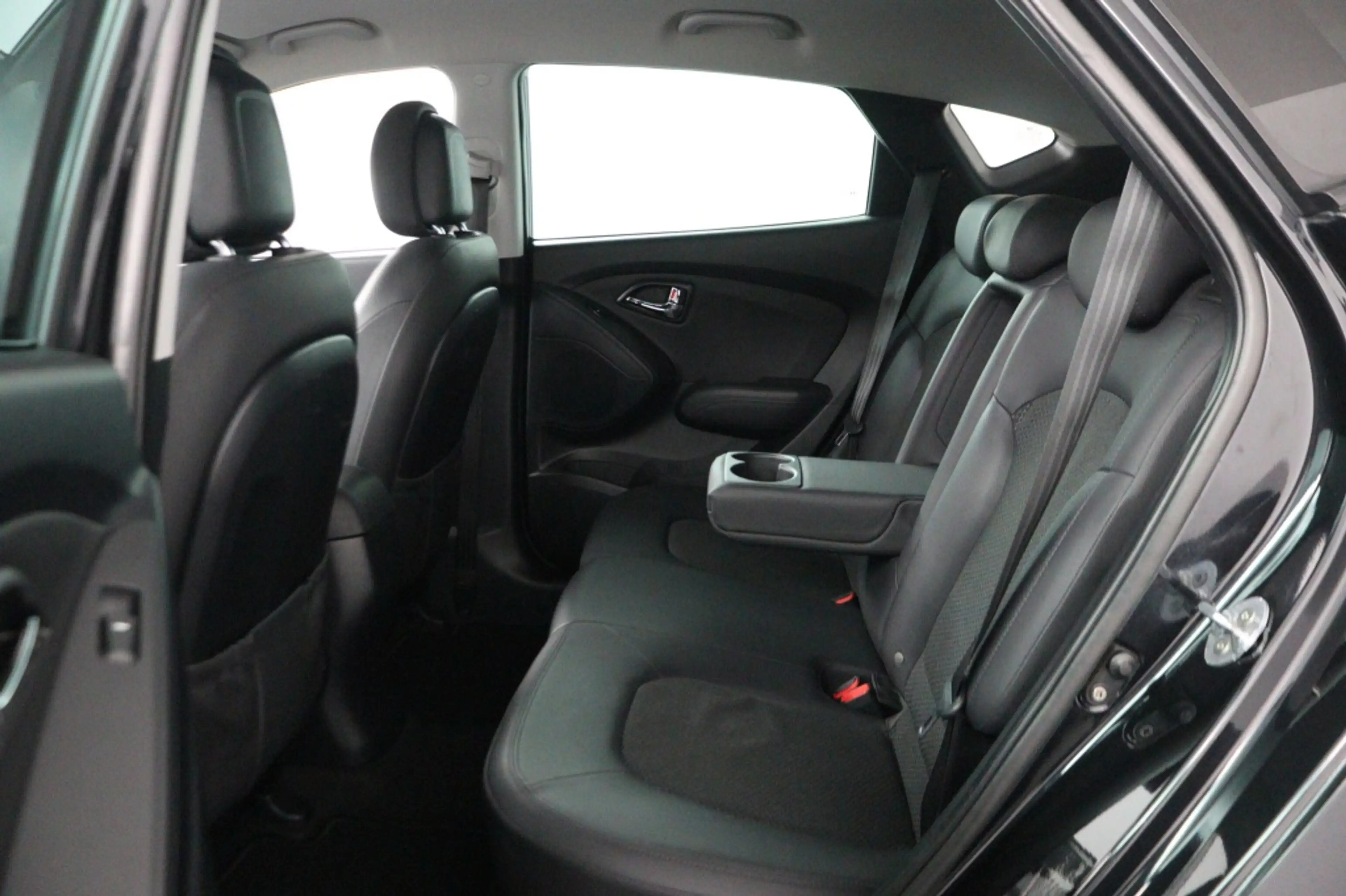 Hyundai iX35 2.0i Style — photo 46