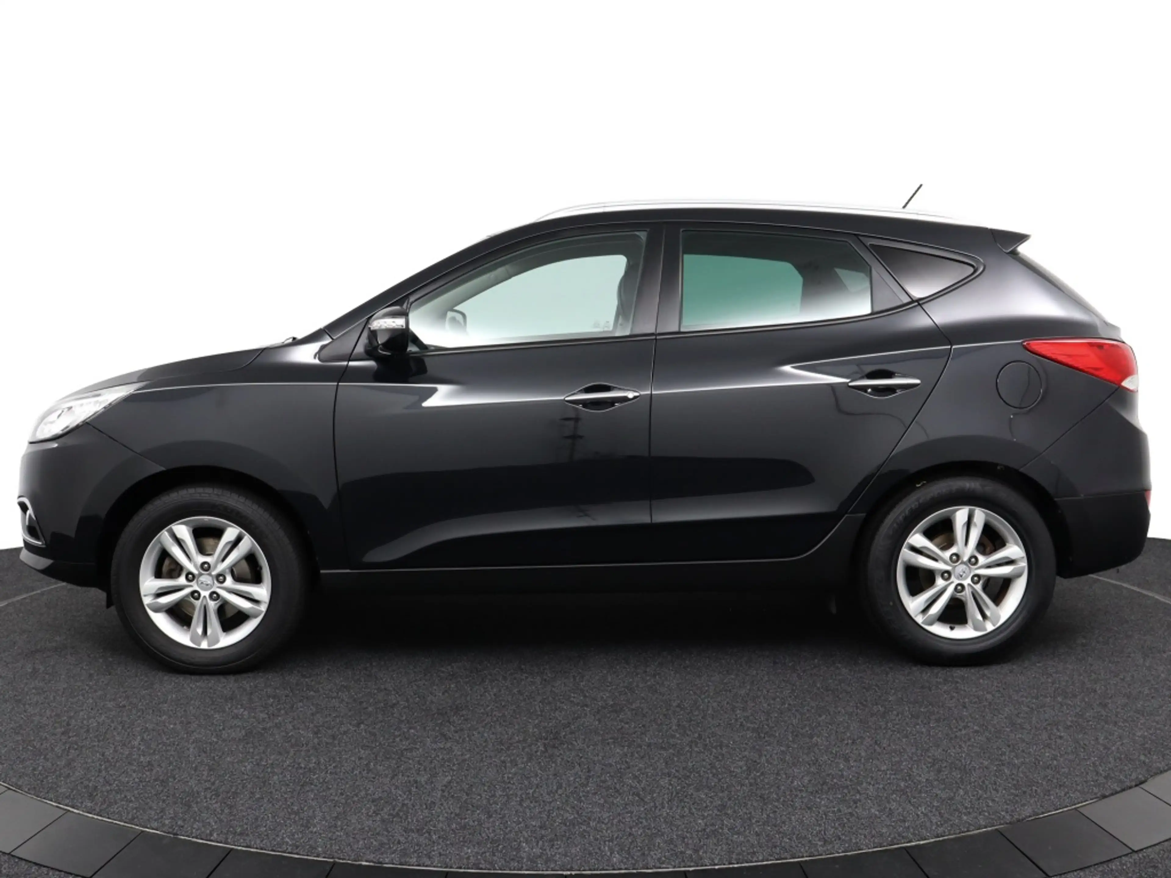 Hyundai iX35 2.0i Style — photo 6