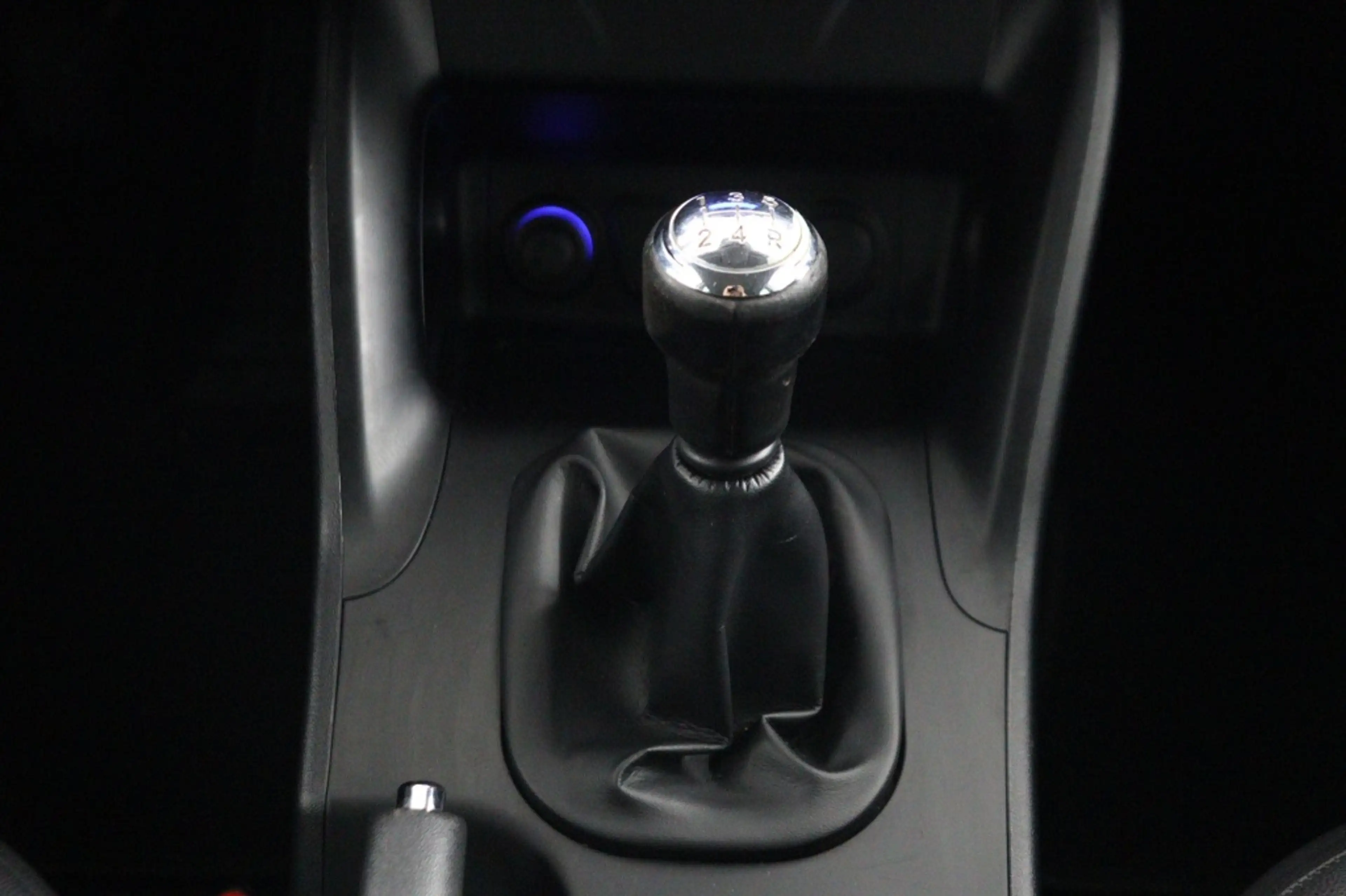 Hyundai iX35 2.0i Style — photo 26