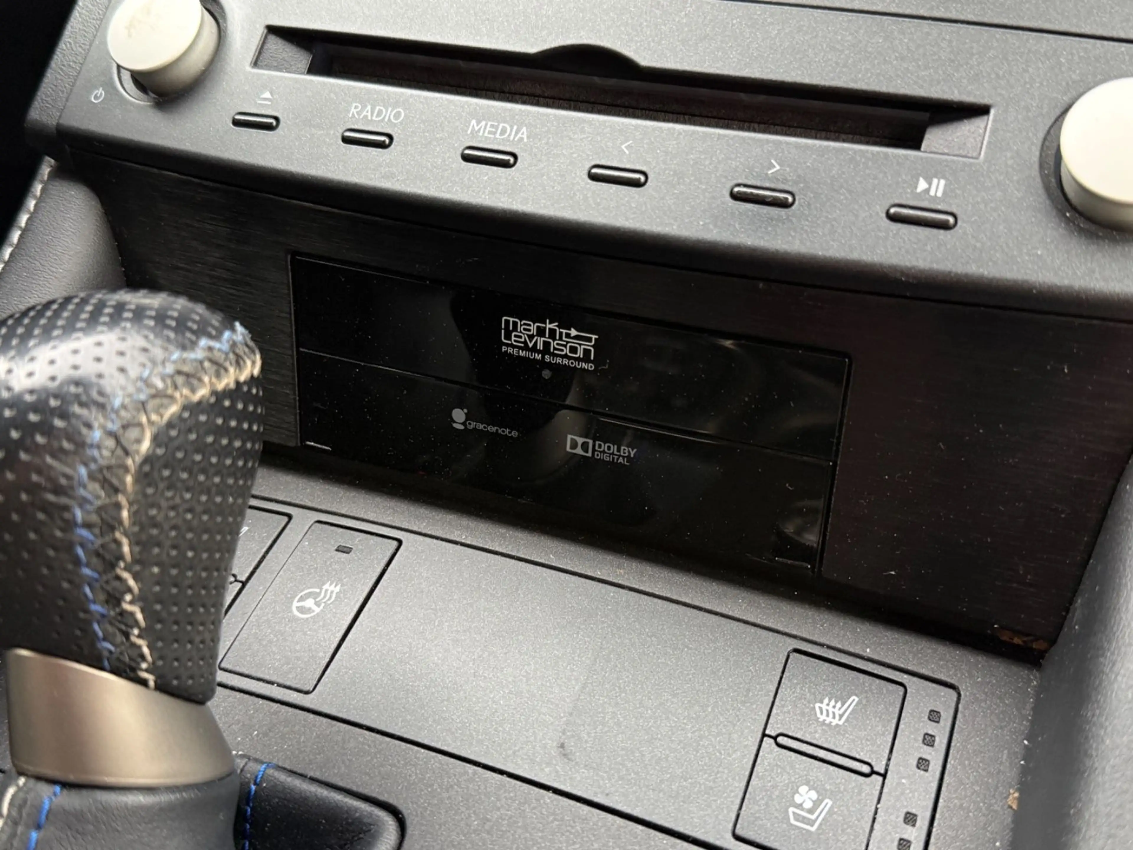 Lexus RC F RC-F*-GARANTIE*TVD*RFK*ALCANTARA*CARBON — photo 23