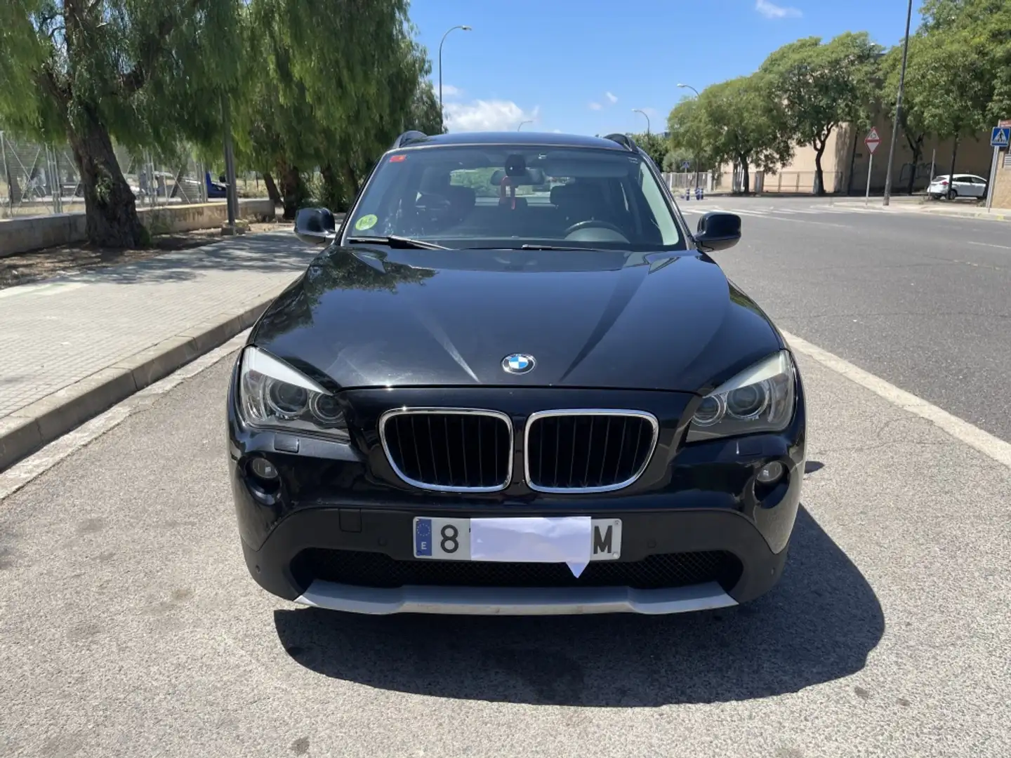 BMW X1 sDrive 20d Negro - 1