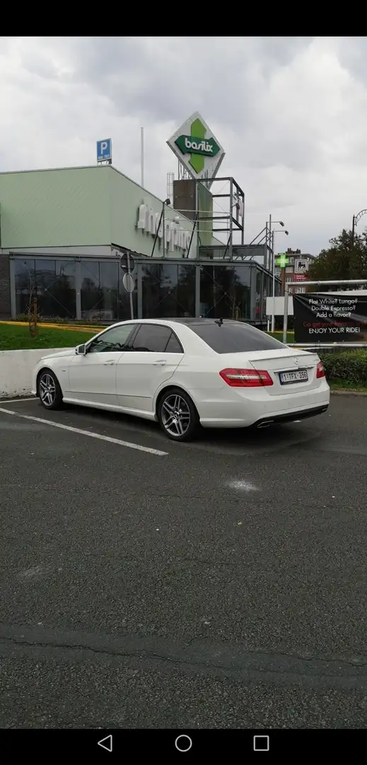 Mercedes-Benz E 300 CDI DPF BlueEFFICIENCY 7G-TRONIC Avantgarde - 2