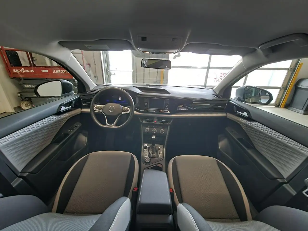Volkswagen Taos снимка Volkswagen Taos
