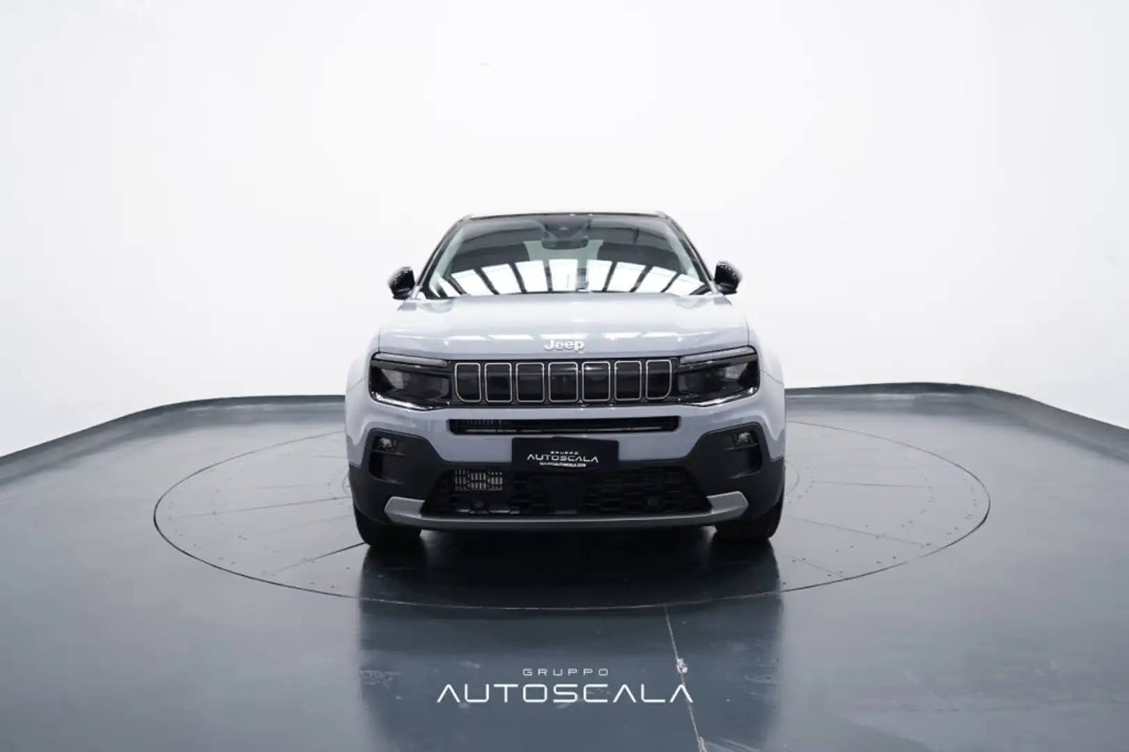 Jeep Avenger 1.2 Turbo 100cv Summit INFOTAINMENT & CONVENIENCE Grau - 2