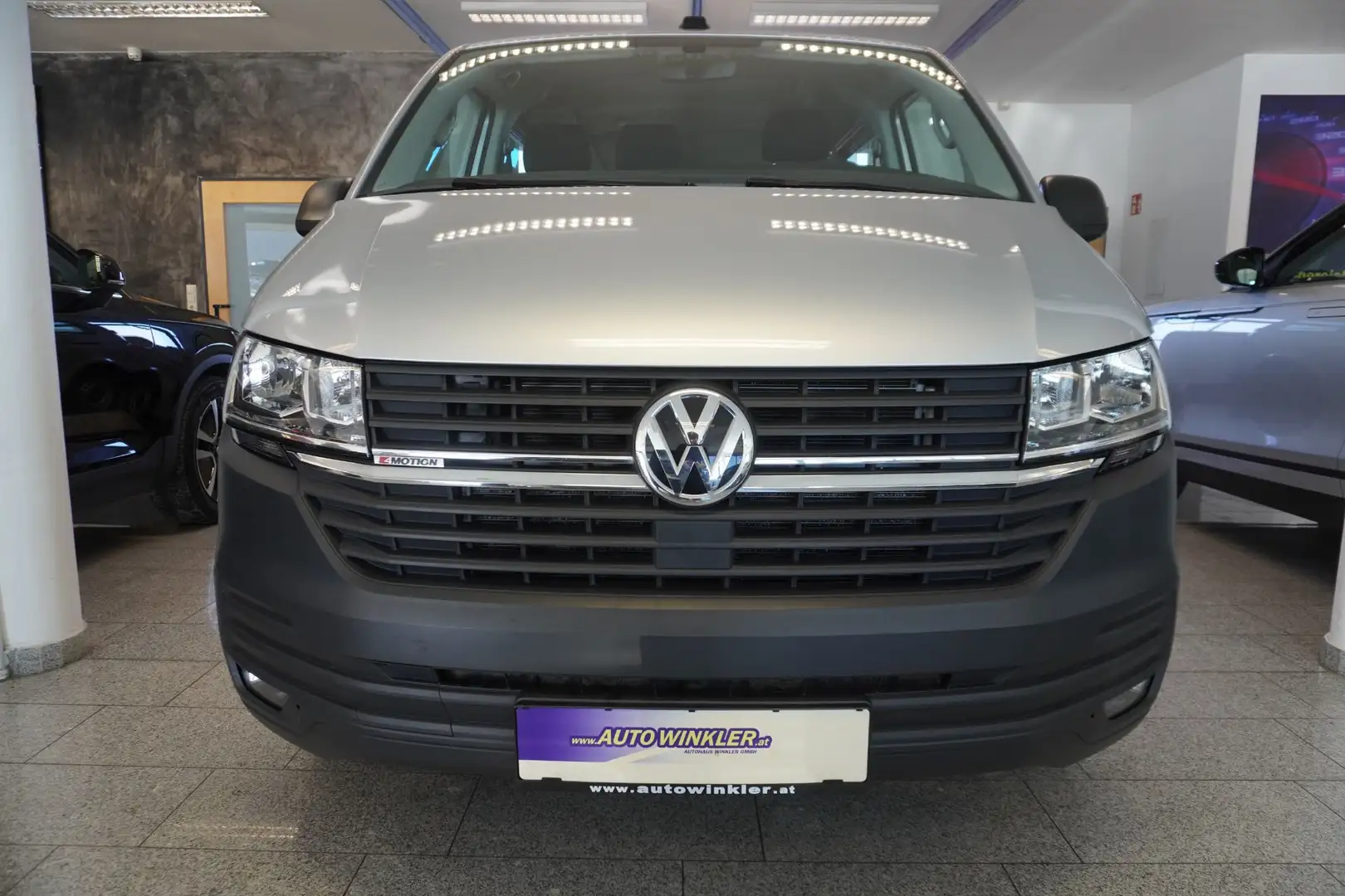 Volkswagen T6.1 Kombi T6.1 Kombi 2.0 TDI 4Motion L2H1 AHV/2xKlima/Flüge Silber - 2