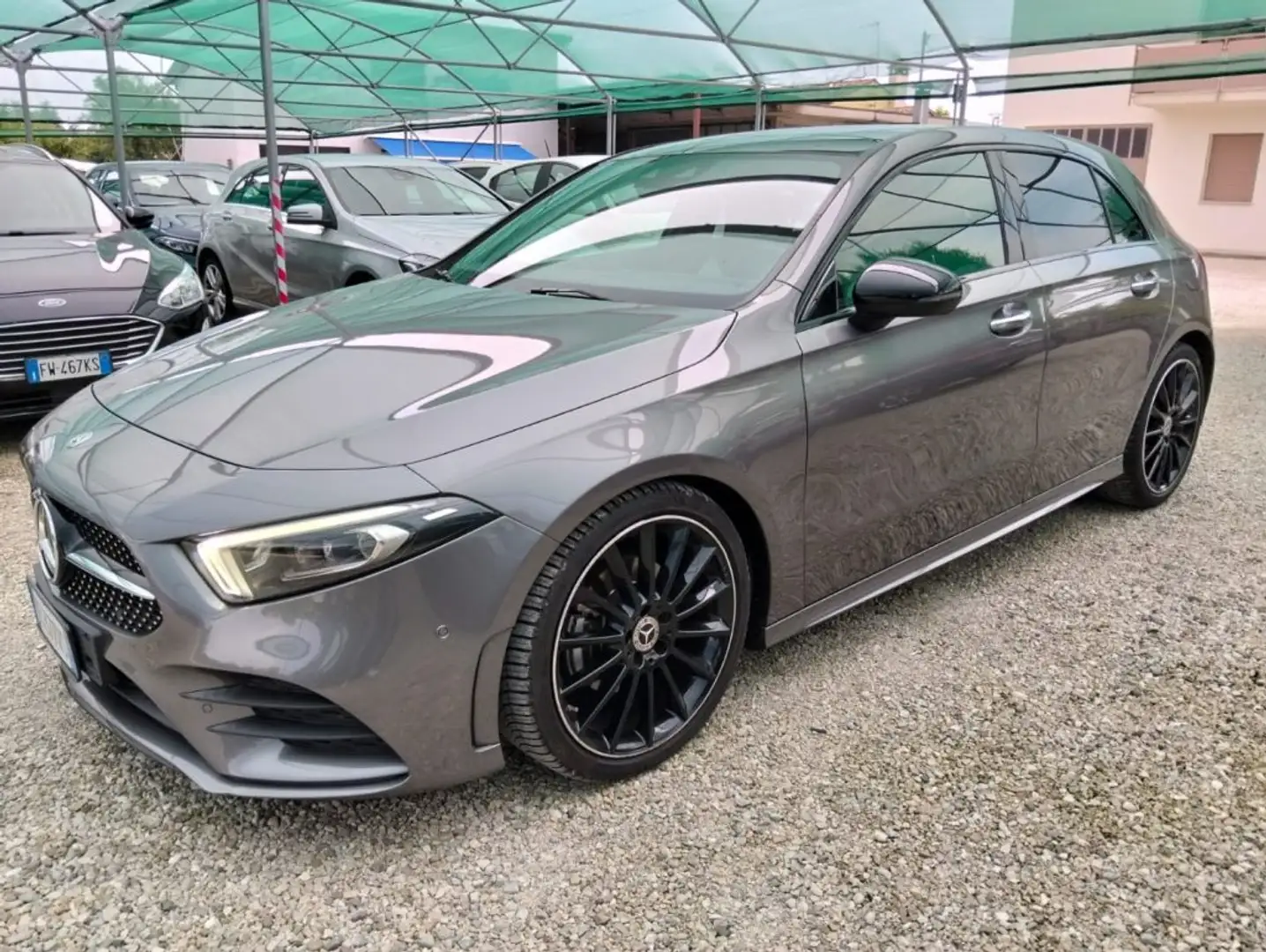 Mercedes-Benz A 180 d Automatic Premium Exclusive Grigio - 1