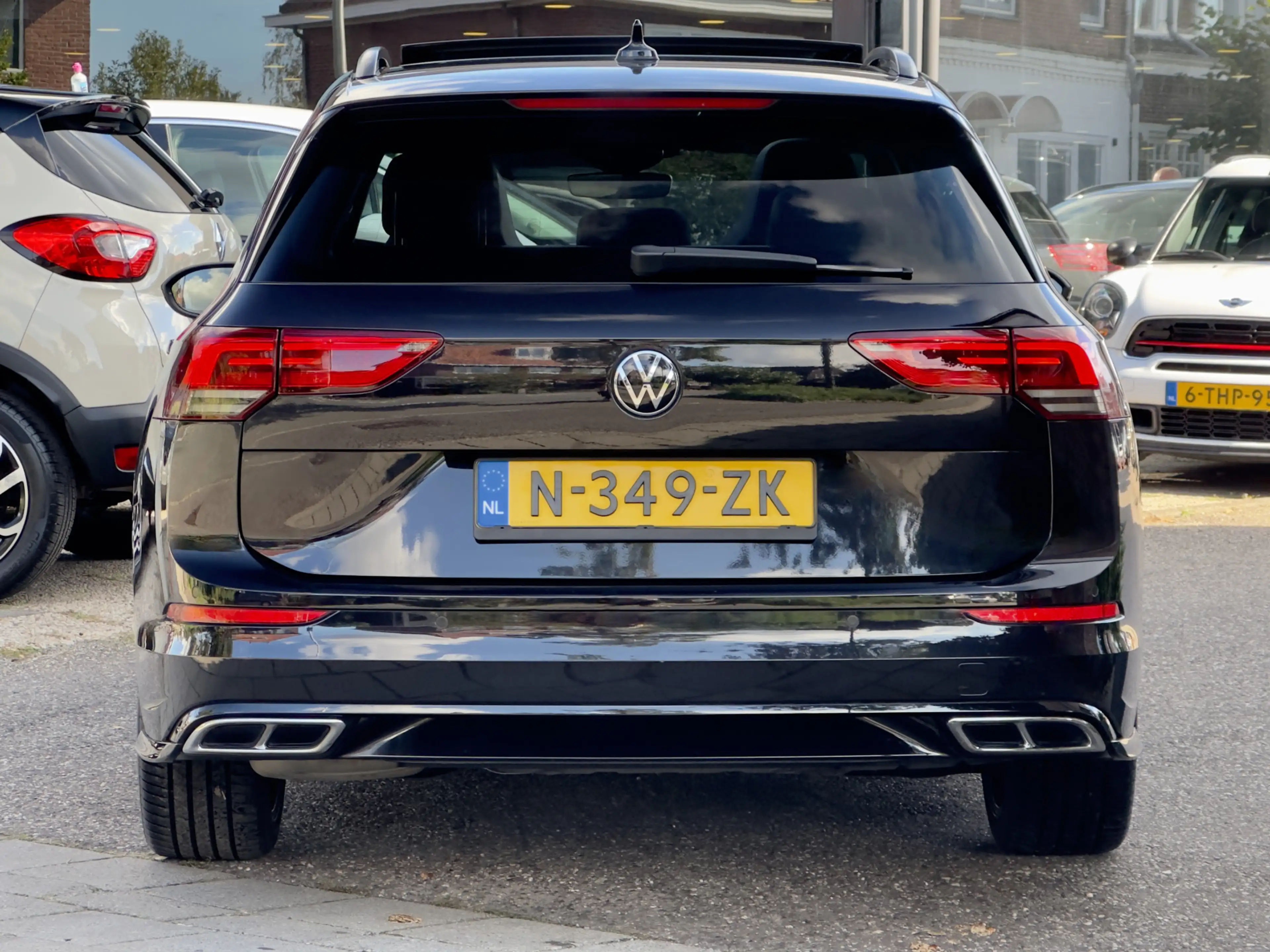 Volkswagen Golf Variant 1.5 eTSI AUT7 2X R-LINE PANODAK R-SPORT-INT NAVI A — photo 8