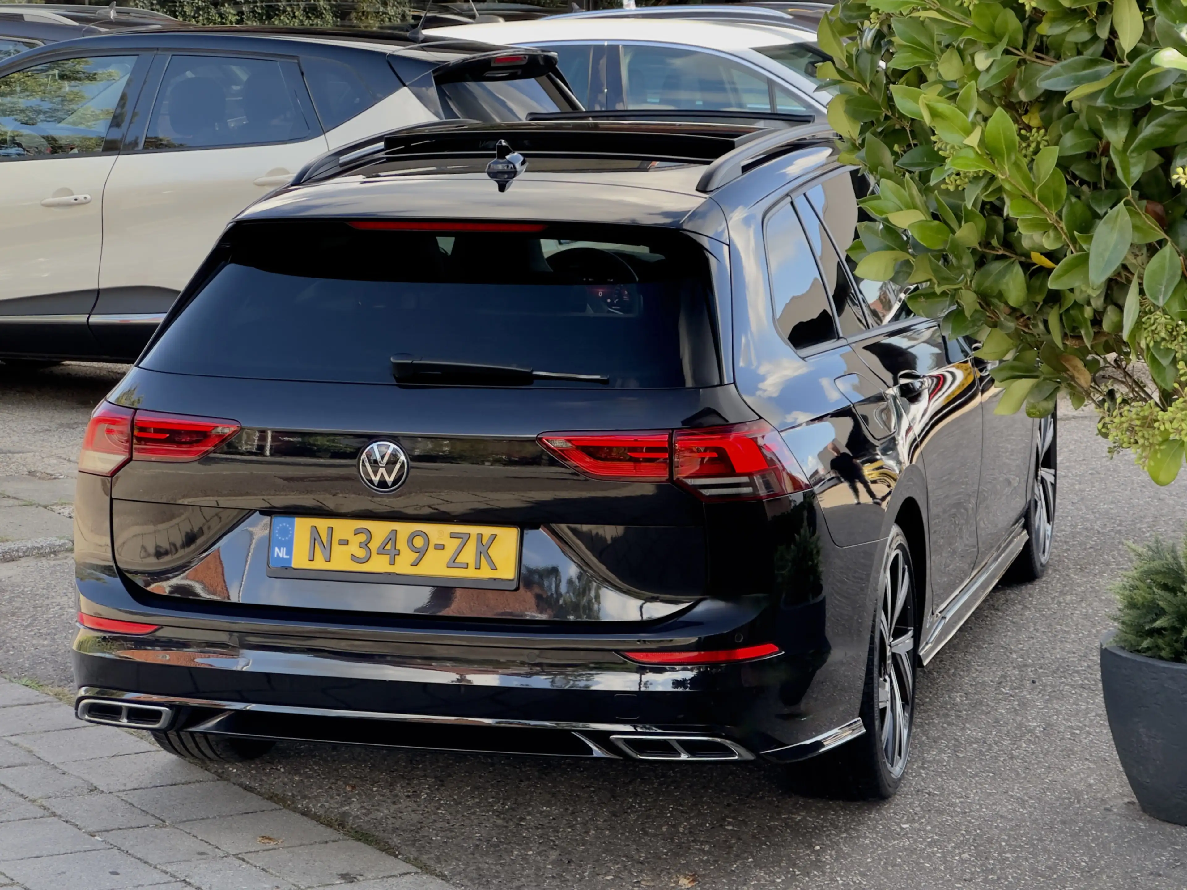 Volkswagen Golf Variant 1.5 eTSI AUT7 2X R-LINE PANODAK R-SPORT-INT NAVI A — photo 12