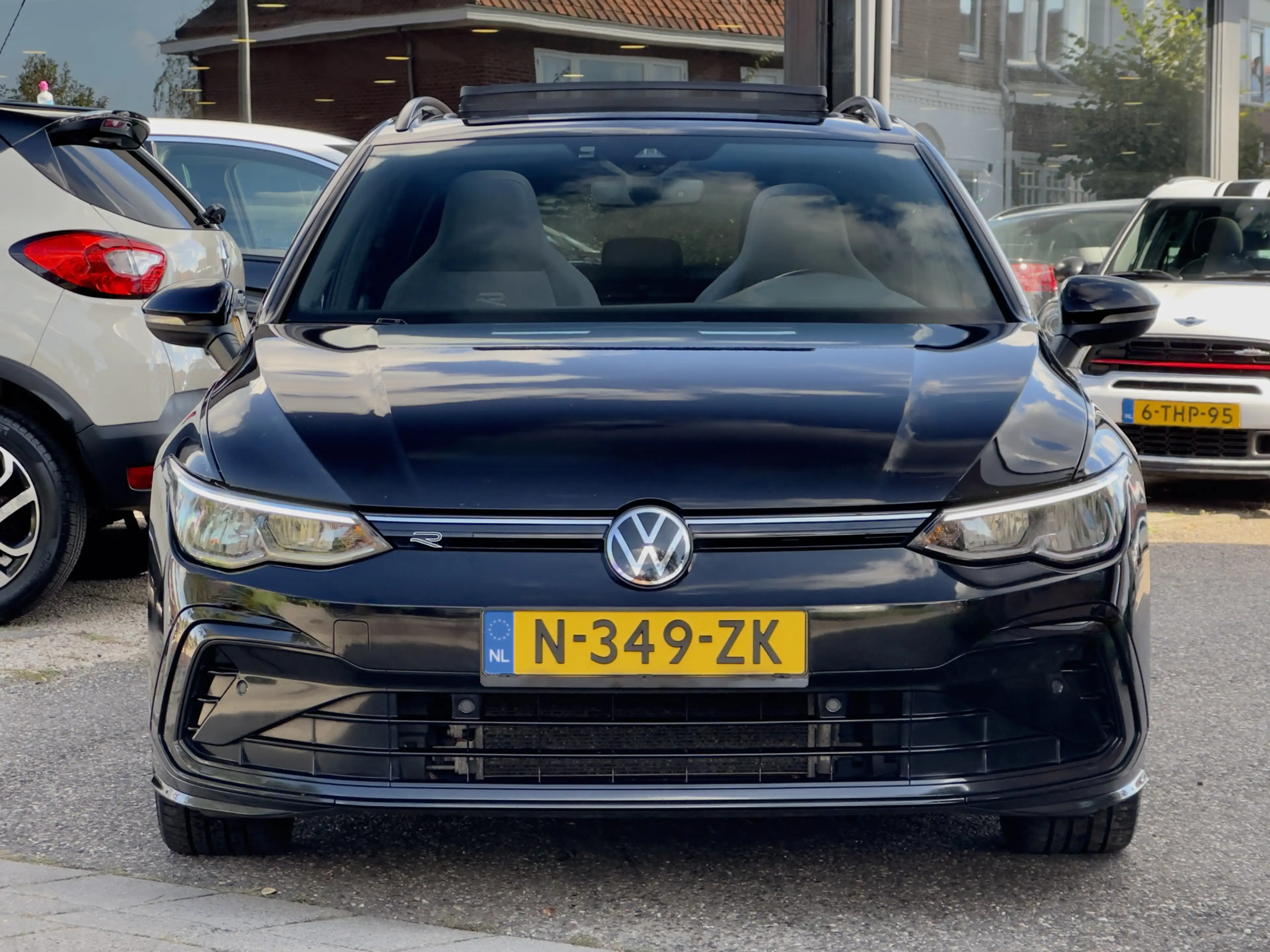 Volkswagen Golf Variant 1.5 eTSI AUT7 2X R-LINE PANODAK R-SPORT-INT NAVI A — photo 6