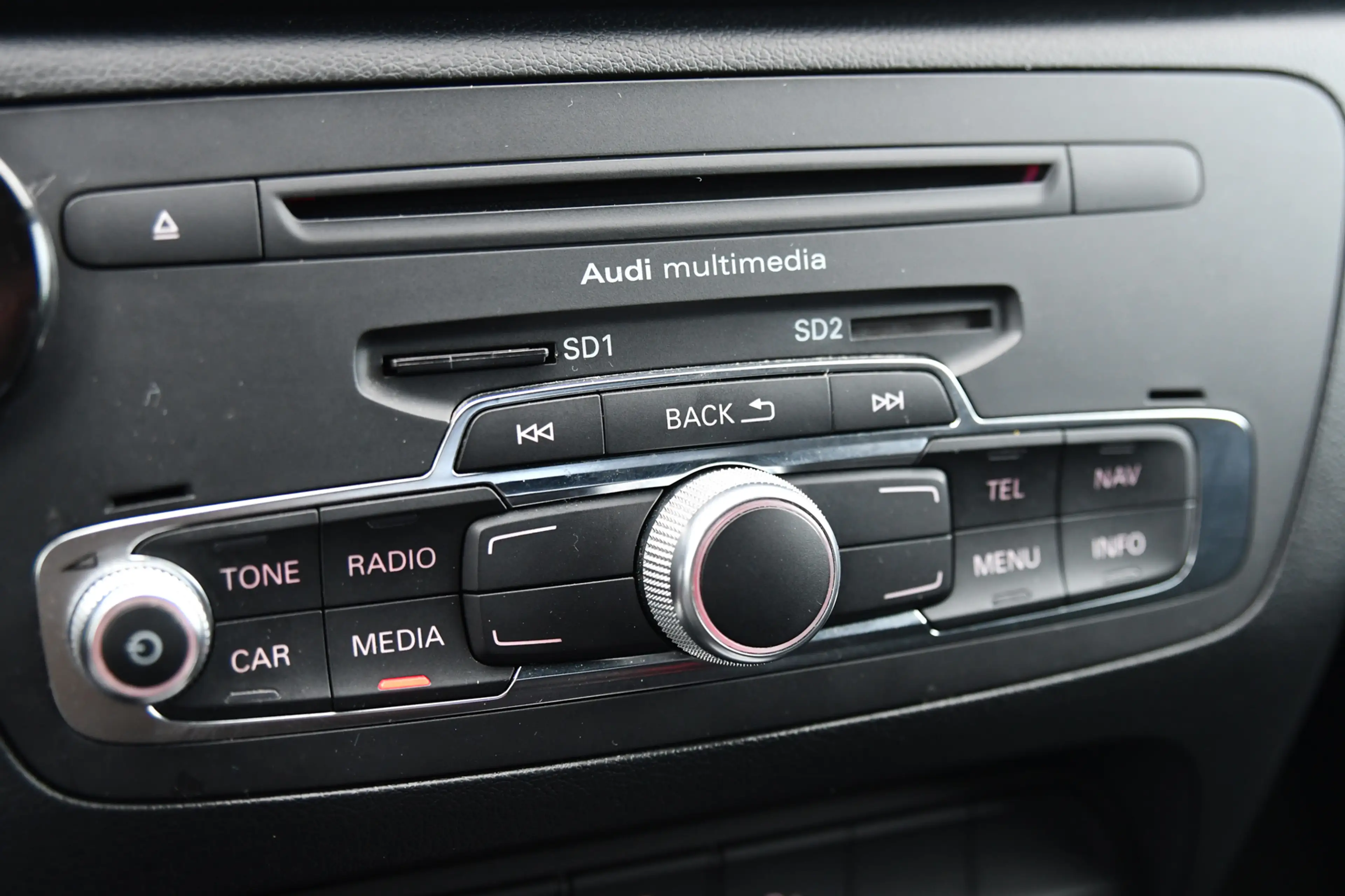 Audi Q3 2.0 TDI quattro 3xS-Line, Trekhaak, Stoelverw, 20" — photo 23