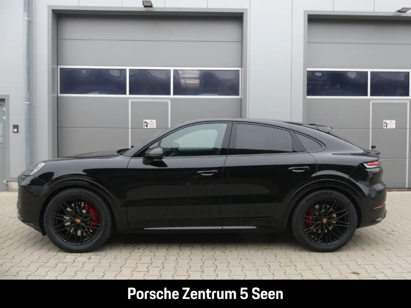 Porsche Cayenne GTS Coupe, SPORT DESIGN, INNODRIVE, PDCC Noir - 2