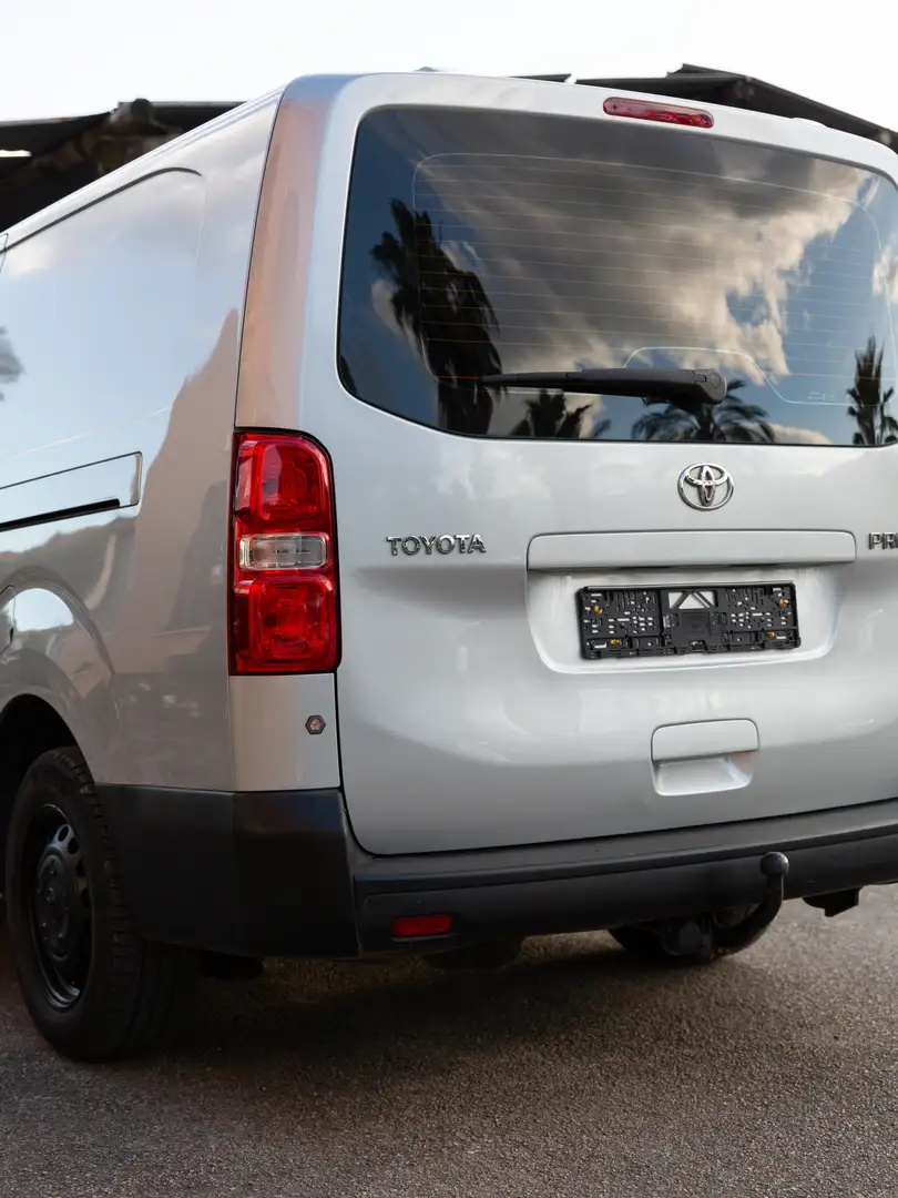 Toyota Proace 2.0d versione long uguale a expert jumpy vivaro - 2