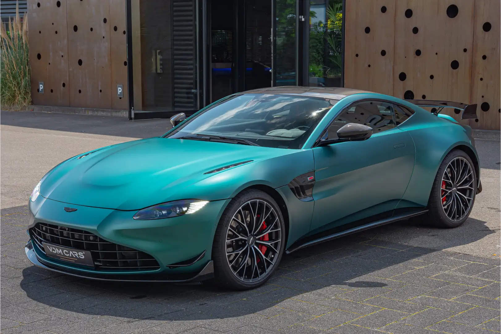 Aston Martin Vantage 4.0 V8 F1 Edition | Carbon | Aerokit | 360 | Elec. Zöld - 2
