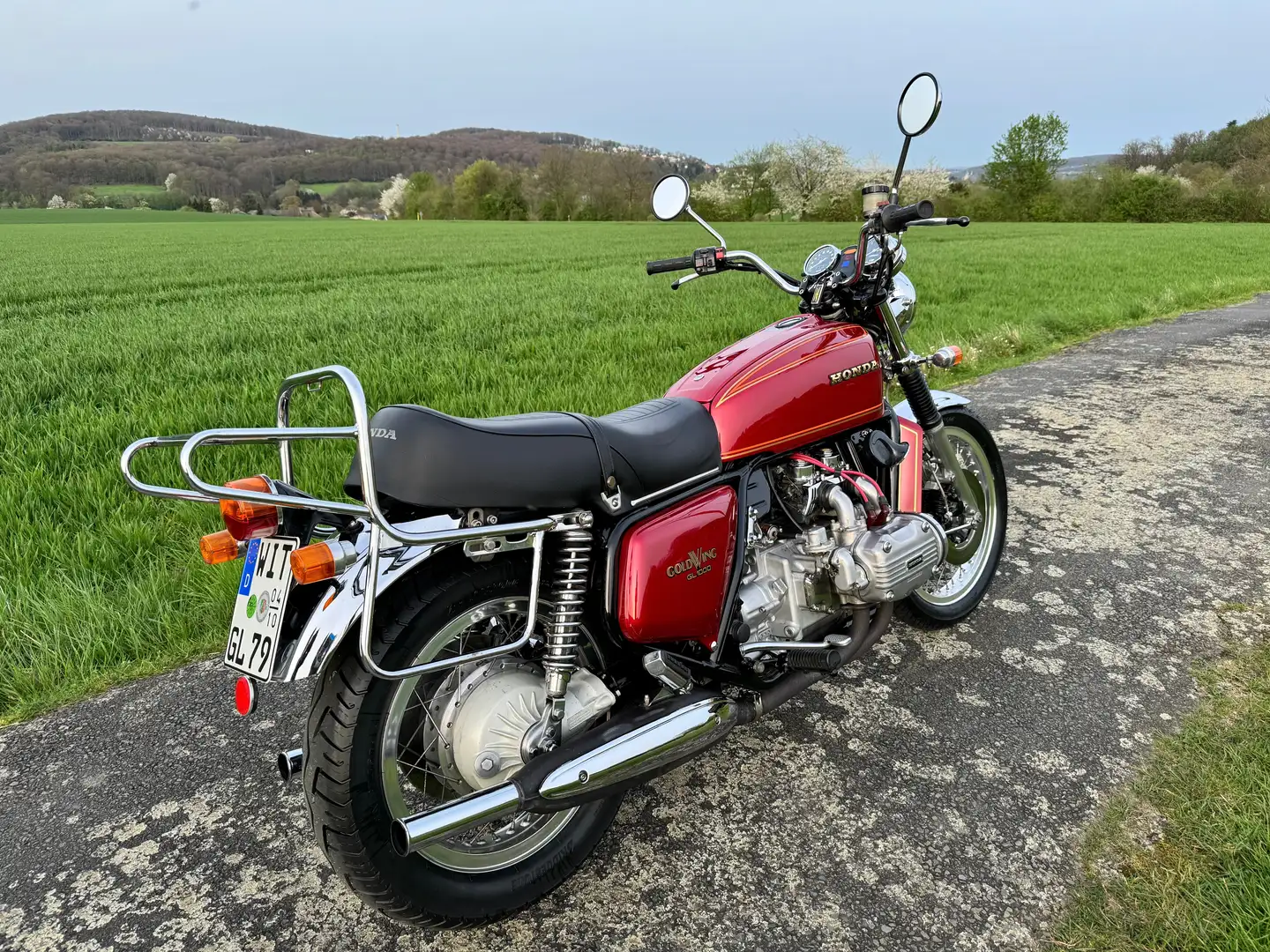 Honda GL 1000 Gold Wing Red - 1