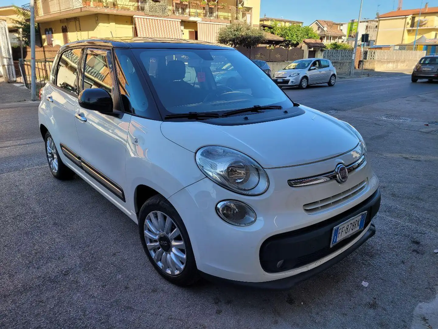 Fiat 500L 1.3 Multijet 95 CV Lounge Wit - 2