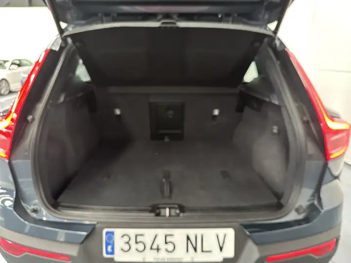 Volvo XC40 2026, foto 16